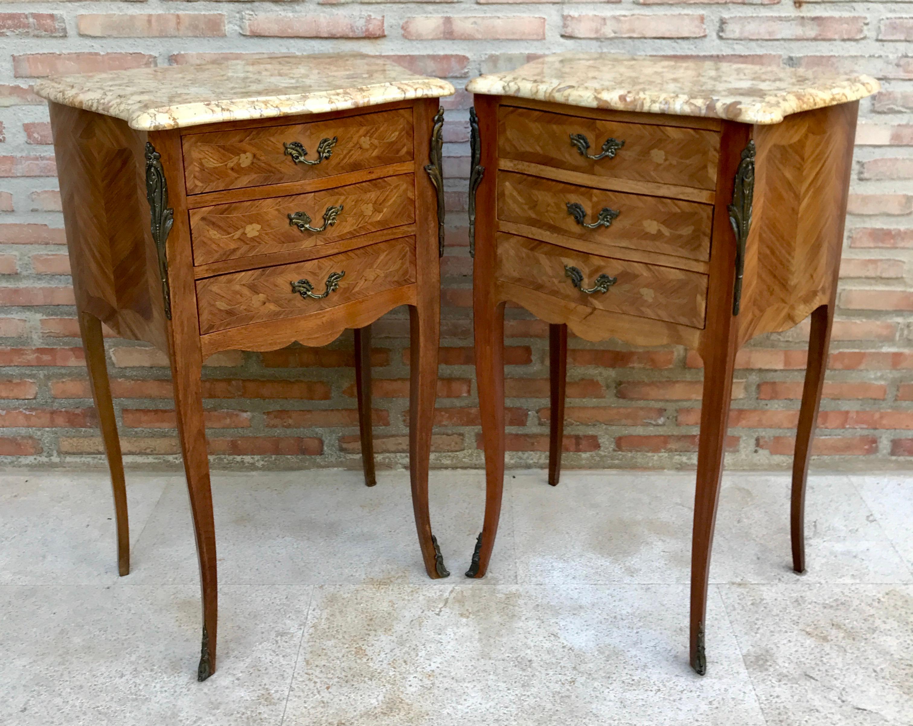 French Provincial Mid-Century Bedside Tables in French Walnut with Marquetry & Marble Top, Set of  For Sale