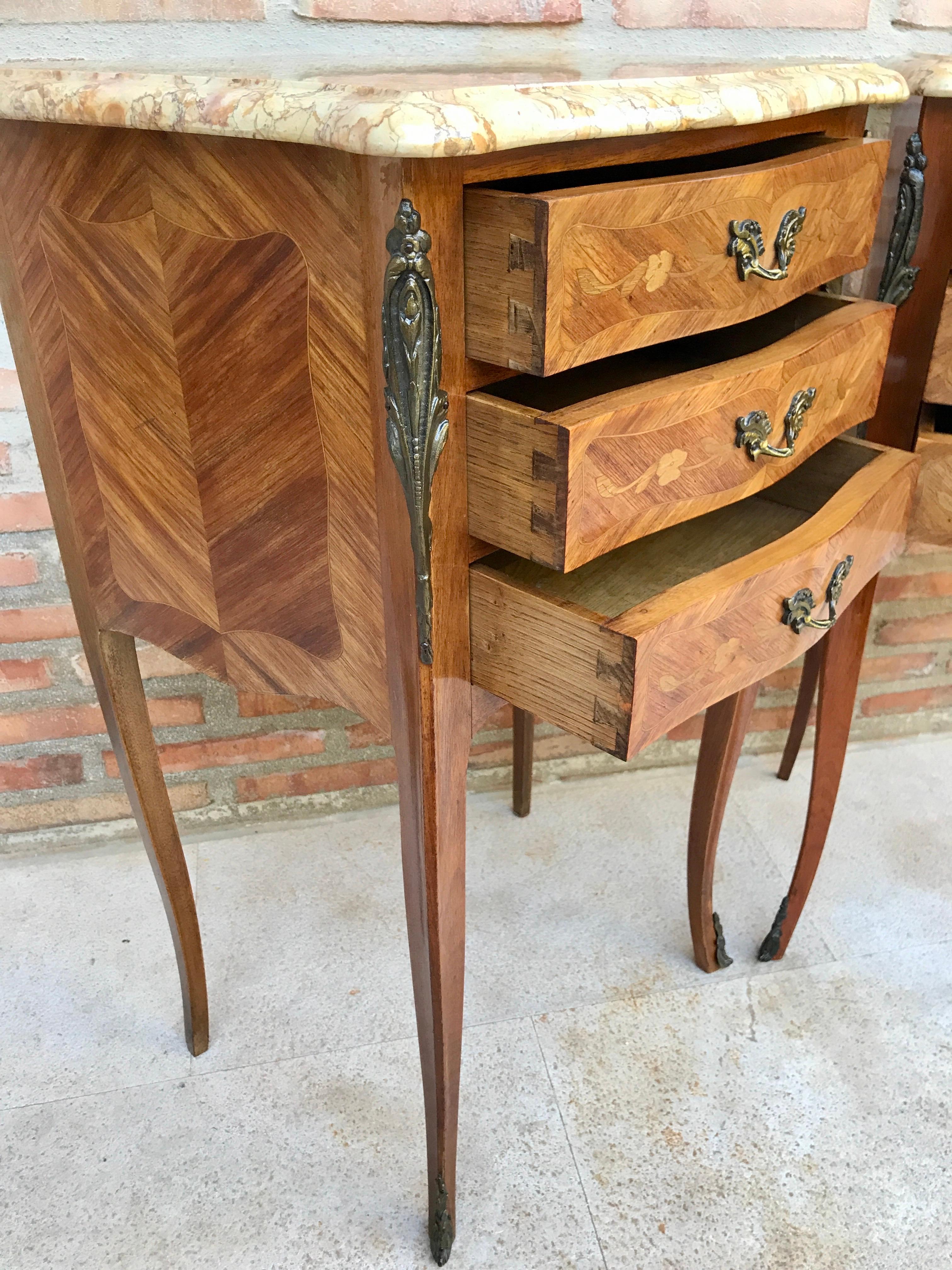 Mid-Century Bedside Tables in French Walnut with Marquetry & Marble Top, Set of  For Sale 3