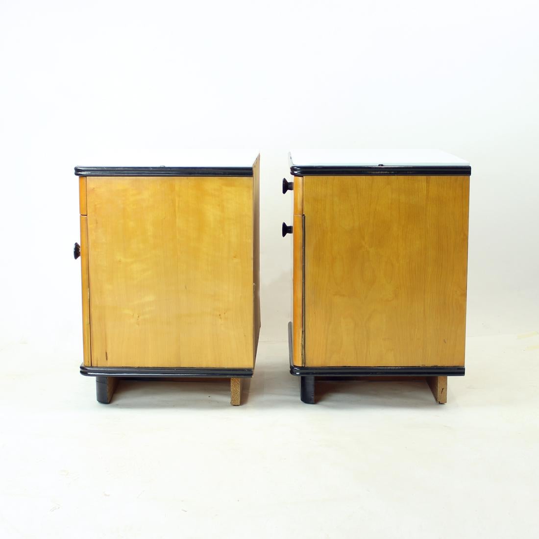 Mid Century Bedside Tables In Oak With Glass Top, Up Zavody 1960s For Sale 9