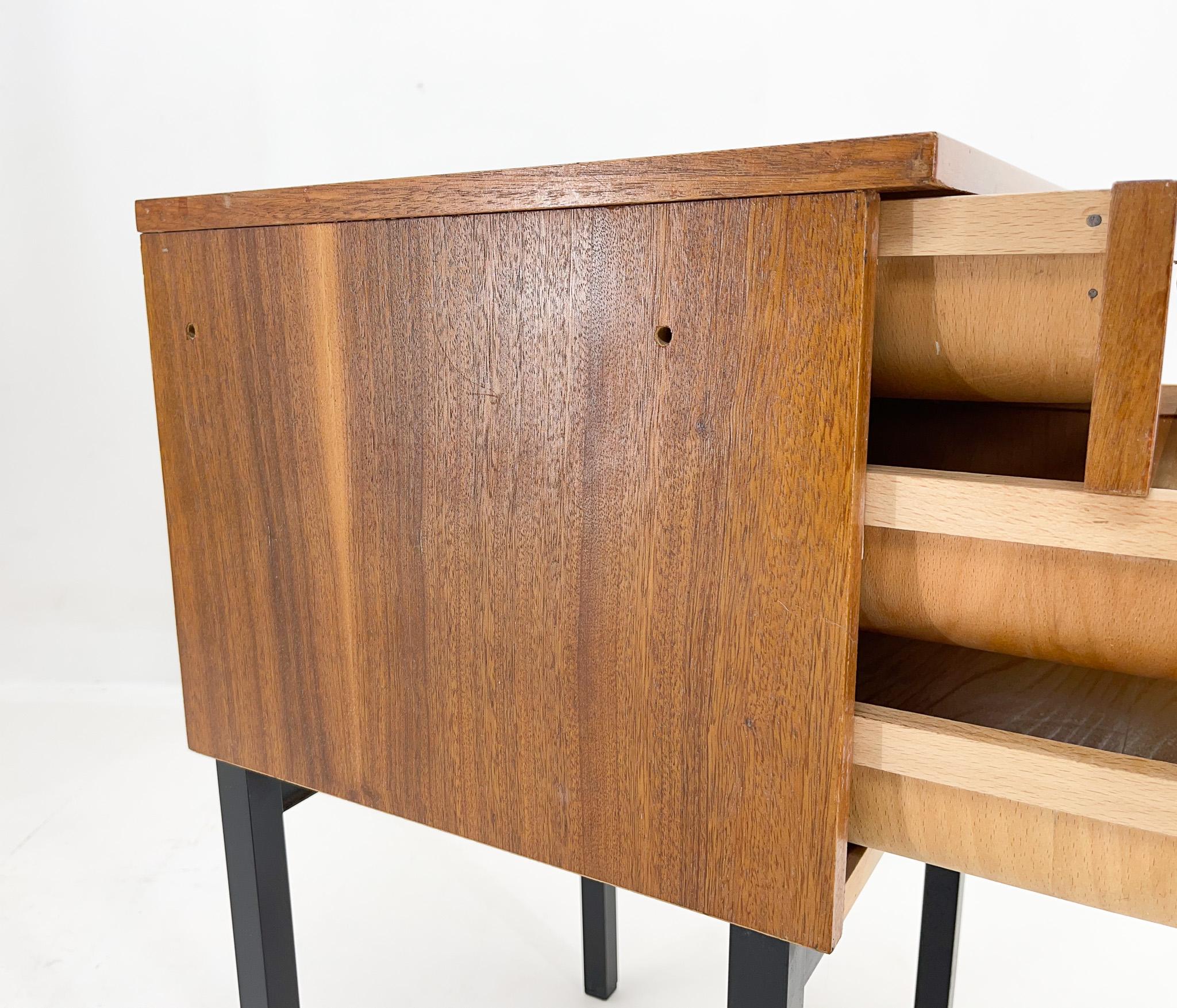 Midcentury Bedside Tables or Side Tables in High Gloss, Czechoslovakia 8