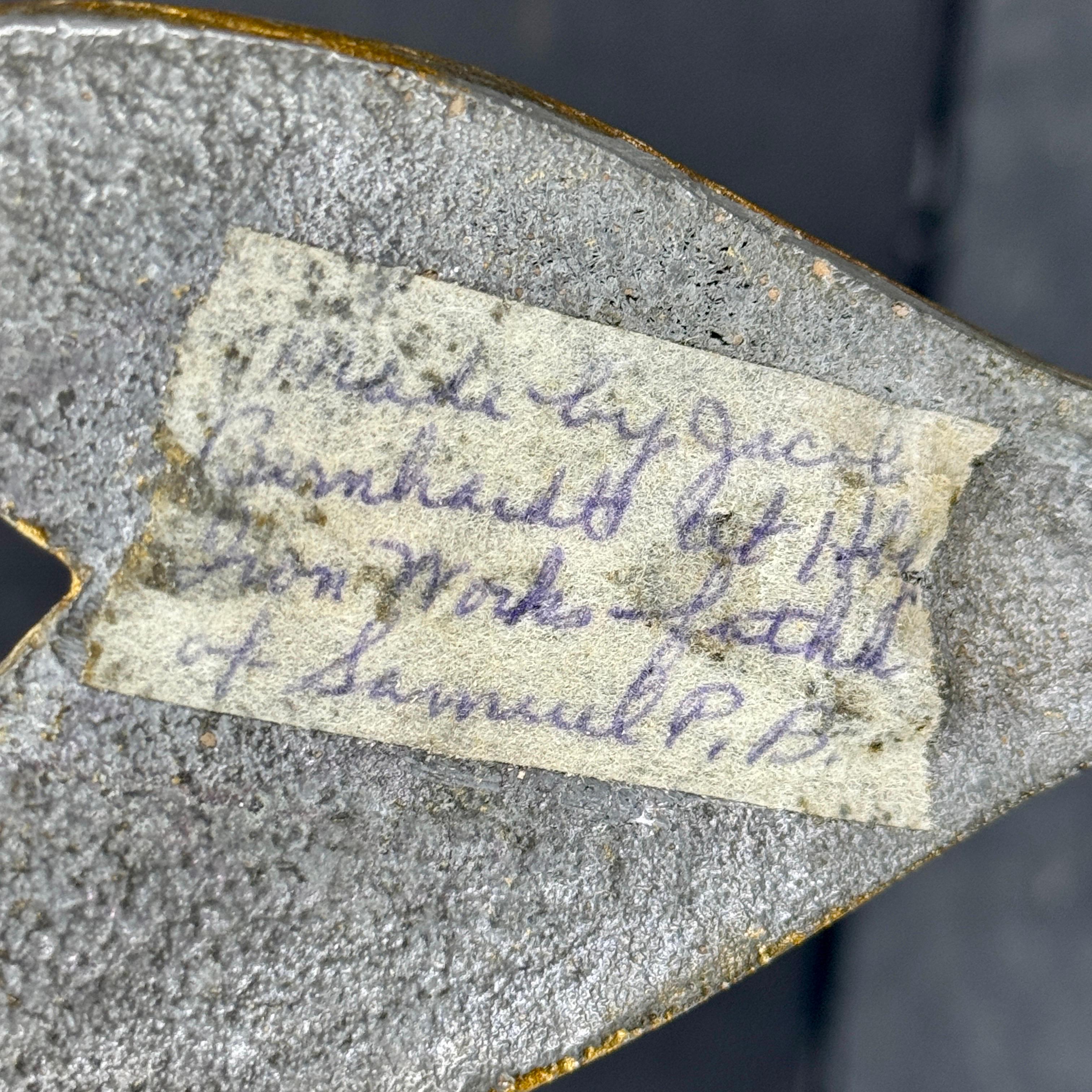 Trinket pour bijoux du milieu du siècle, salière et poivrière sur base en Lucite en vente 4