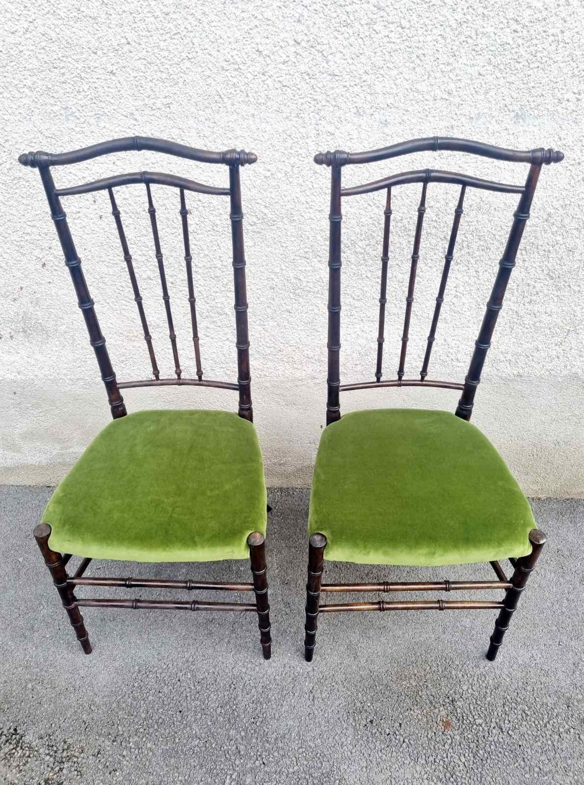 Sillas Auxiliares de Respaldo Alto de Haya y Terciopelo Chiavari de Mediados de Siglo, Italia Años 60, Pareja en Bueno estado para la venta en Lucija, SI