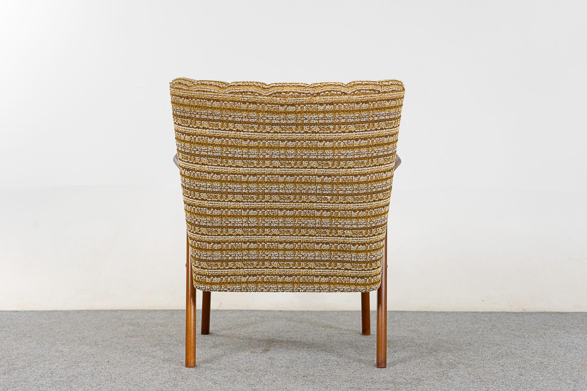 Mid-Century Beech Lounge Chair For Sale 4
