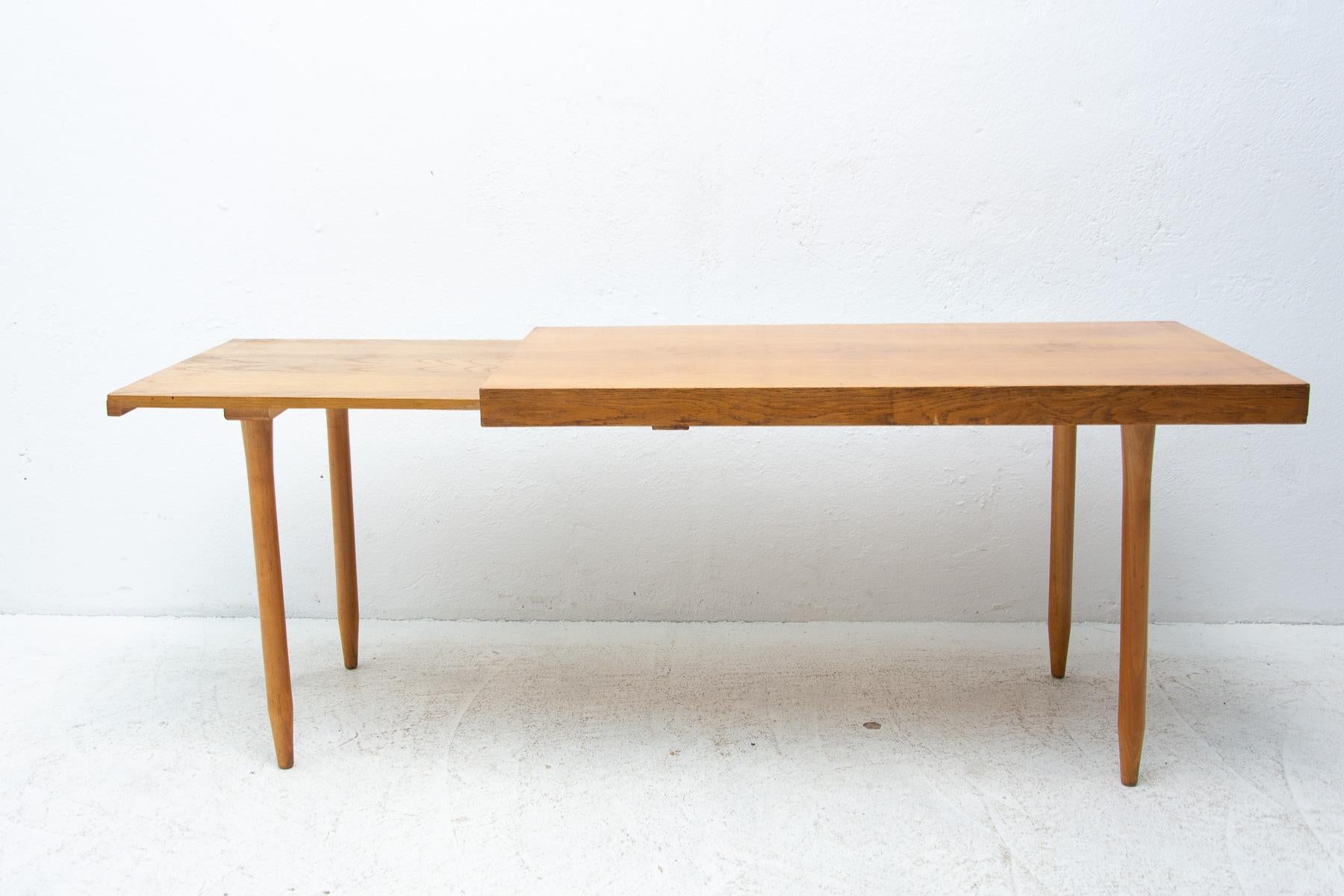 20th Century Mid Century Beech Wood Central Table, 1960´s, Czechoslovakia For Sale