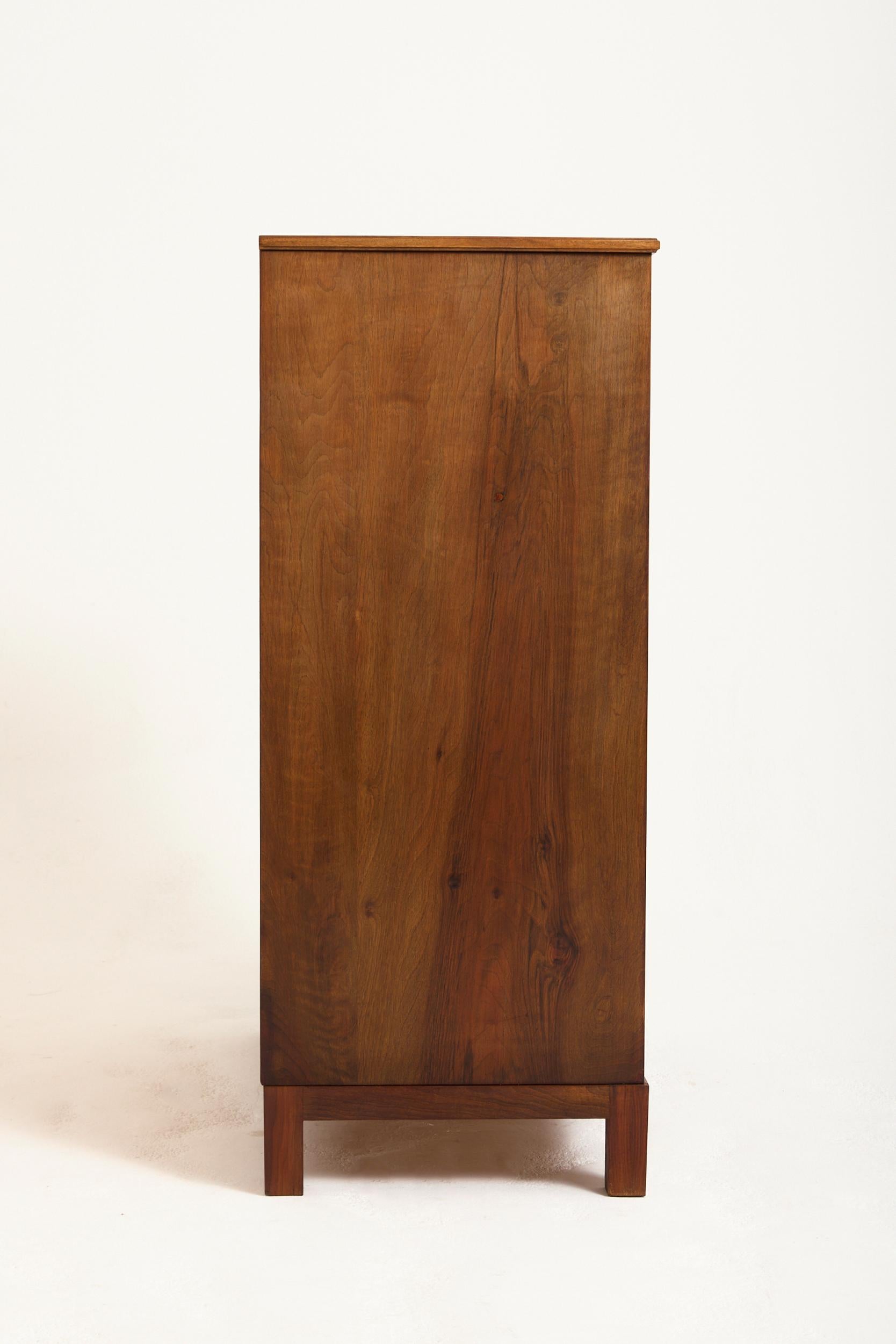 Cassettiera Mid-Century in Wood in vendita 6