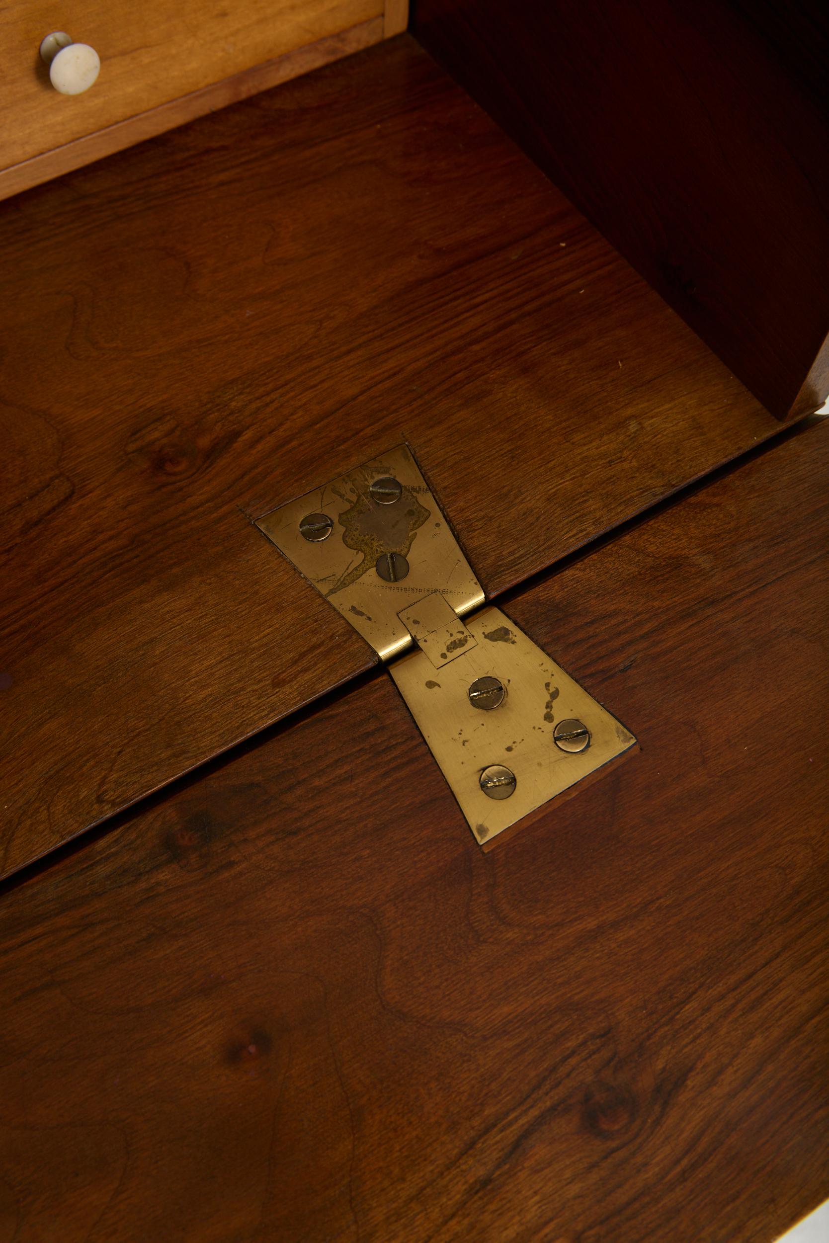 Cassettiera Mid-Century in Wood in vendita 2