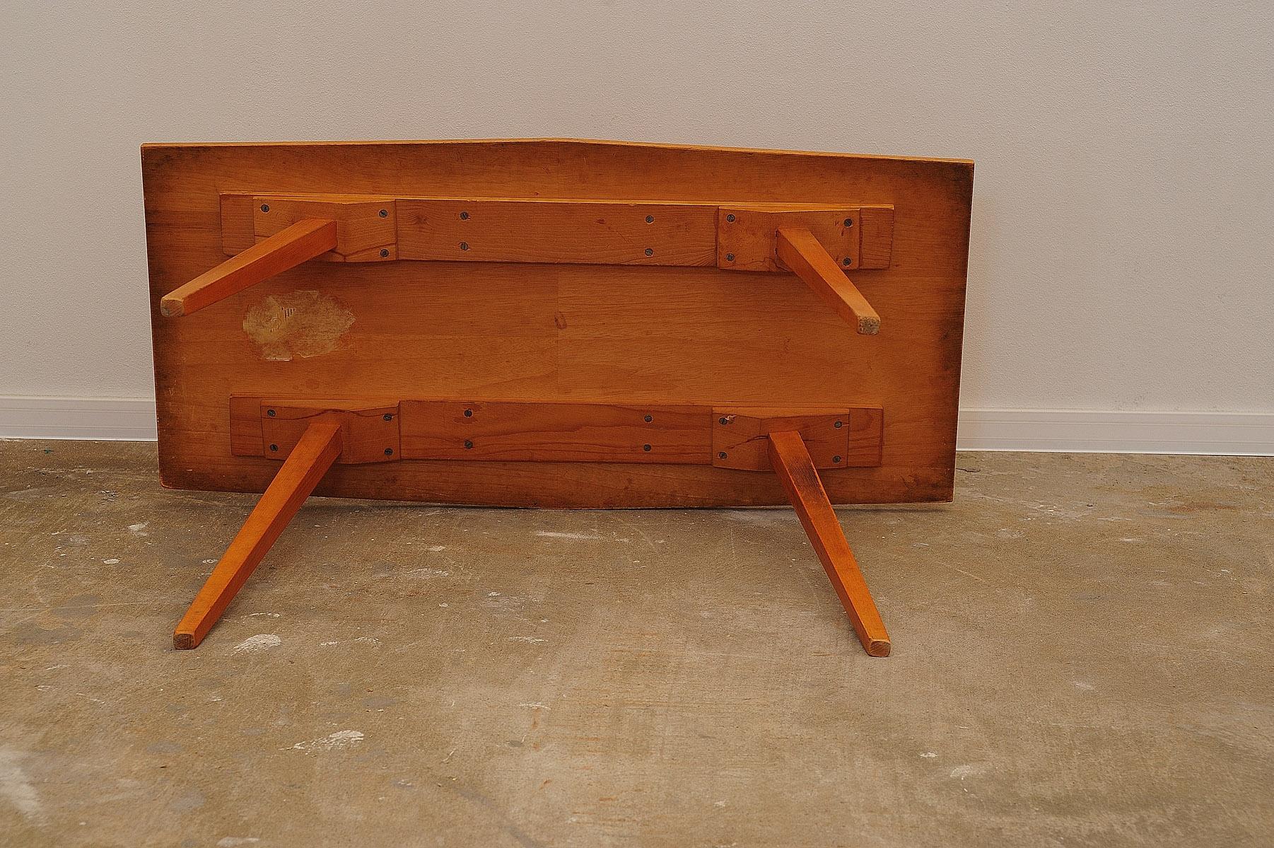 Mid century beechwood coffee table by Tatra nabytok, 1960´s, Czechoslovakia For Sale 2