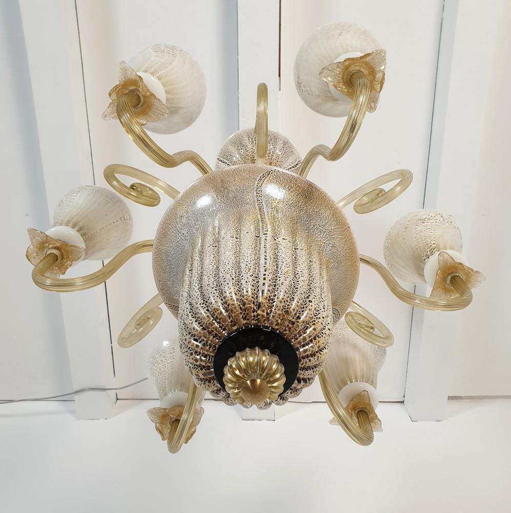 Mid-Century Murano glass chandelier, Italy In Excellent Condition For Sale In Dallas, TX