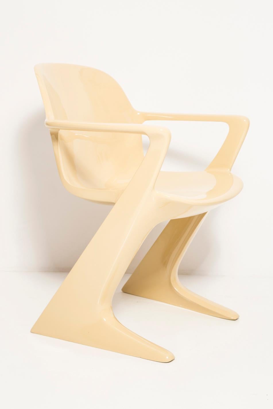 Midcentury Beige Kangaroo Chair Designed by Ernst Moeckl, Germany, 1968 In Excellent Condition For Sale In 05-080 Hornowek, PL