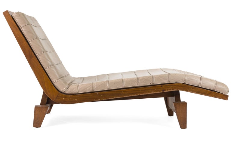 MidCentury Beige Leather Chaise Lounge, USA 1950s For Sale at 1stDibs