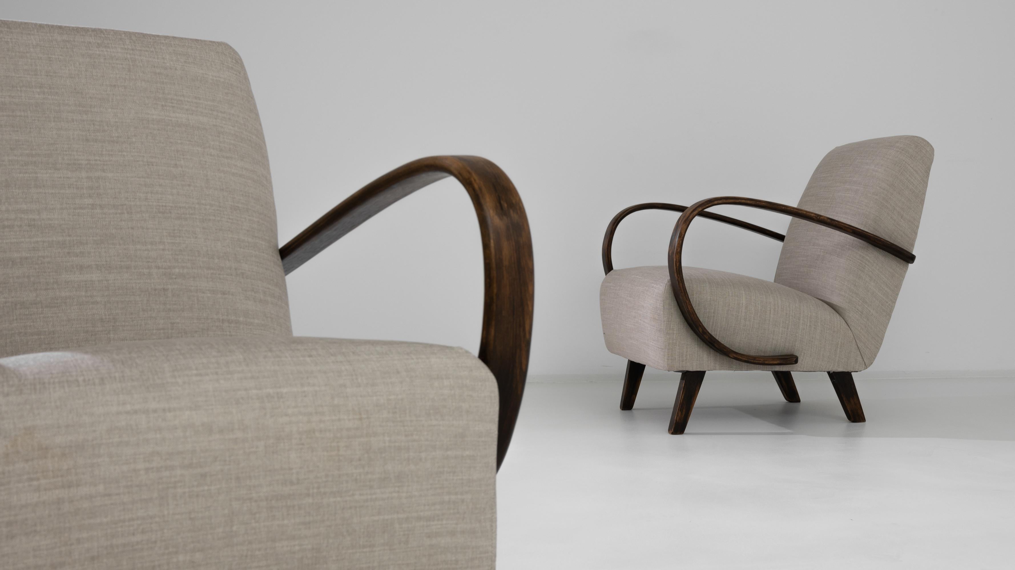 Mid-20th Century Mid-Century Beige Upholstered Armchairs, H-410 by Jindrich Halabala