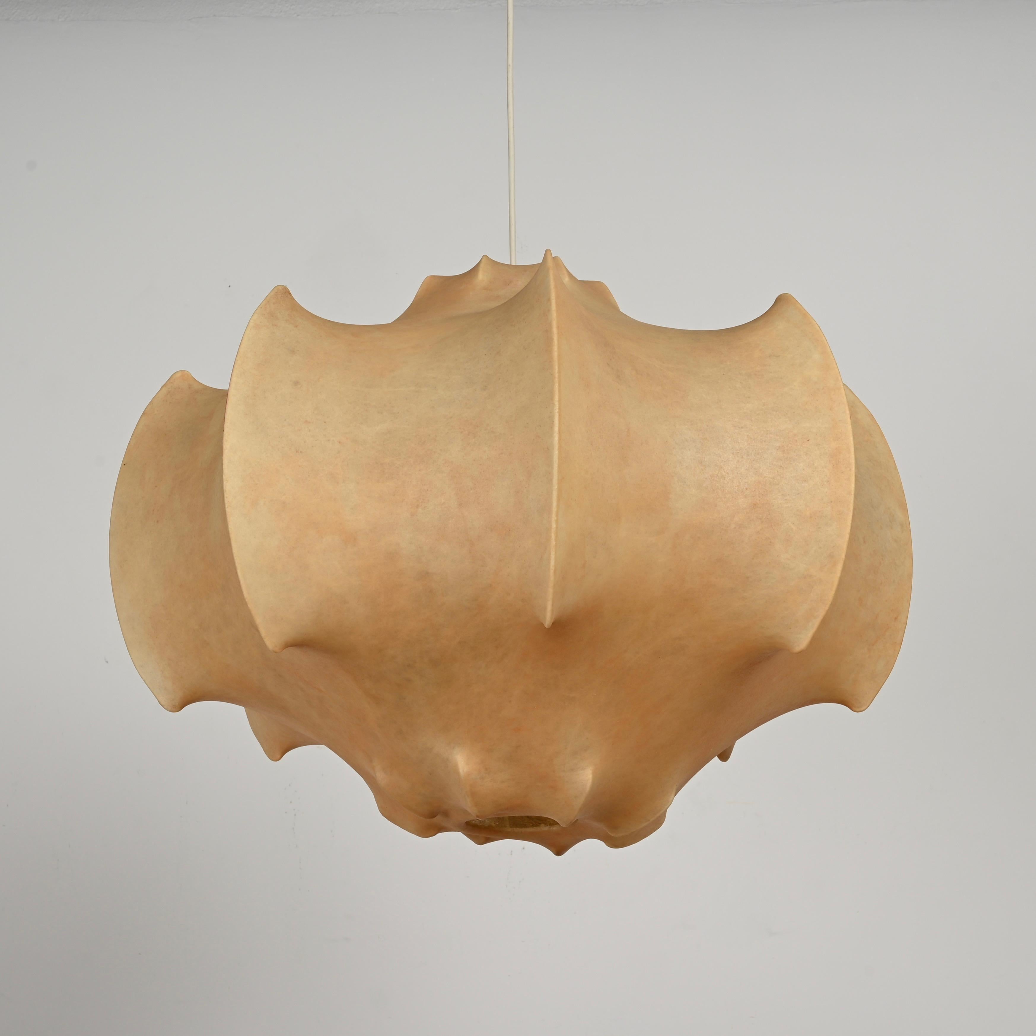 Colgante Cocoon Viscontea Beige de Castiglioni para Flos, Italia Años 60 en venta 6