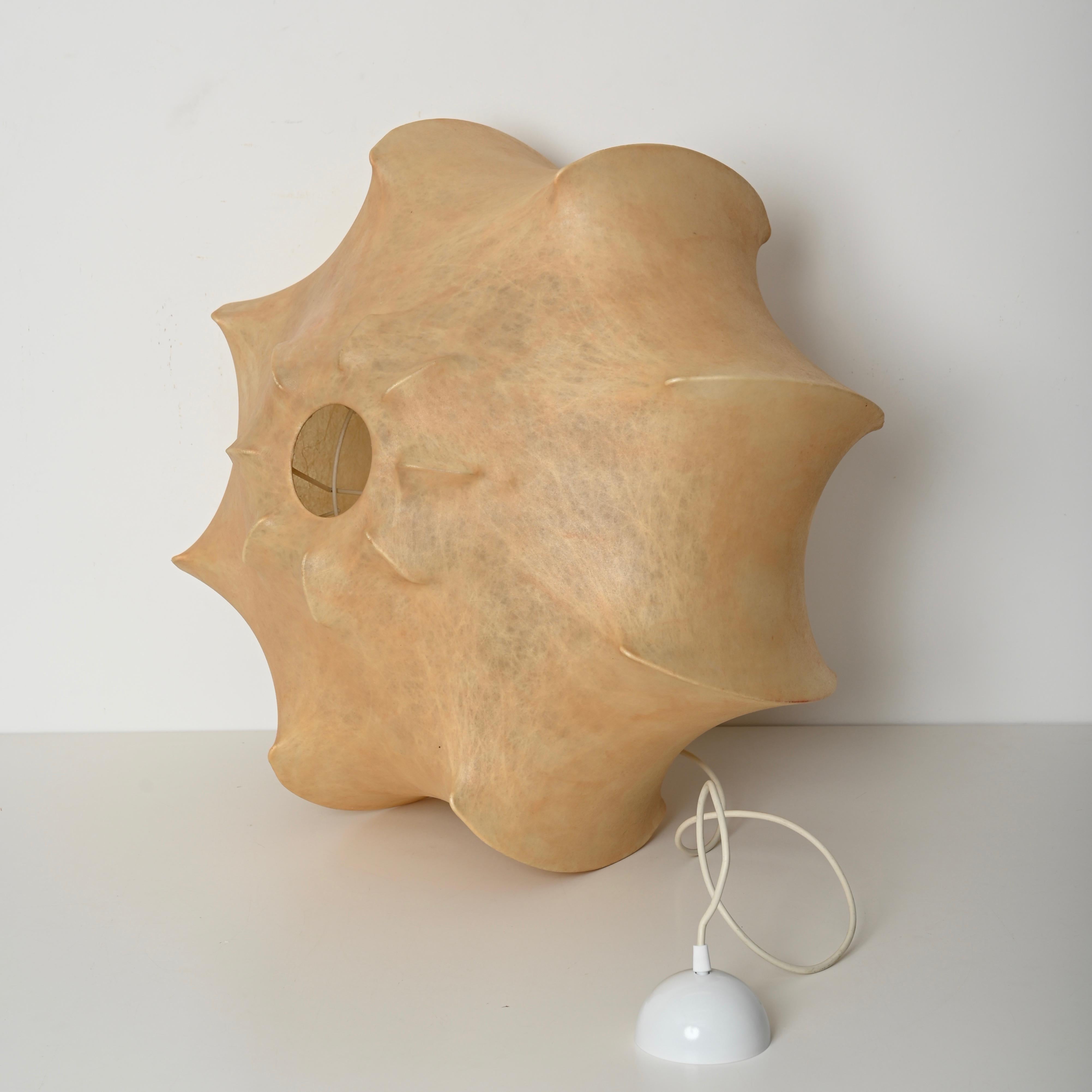 Colgante Cocoon Viscontea Beige de Castiglioni para Flos, Italia Años 60 en venta 8