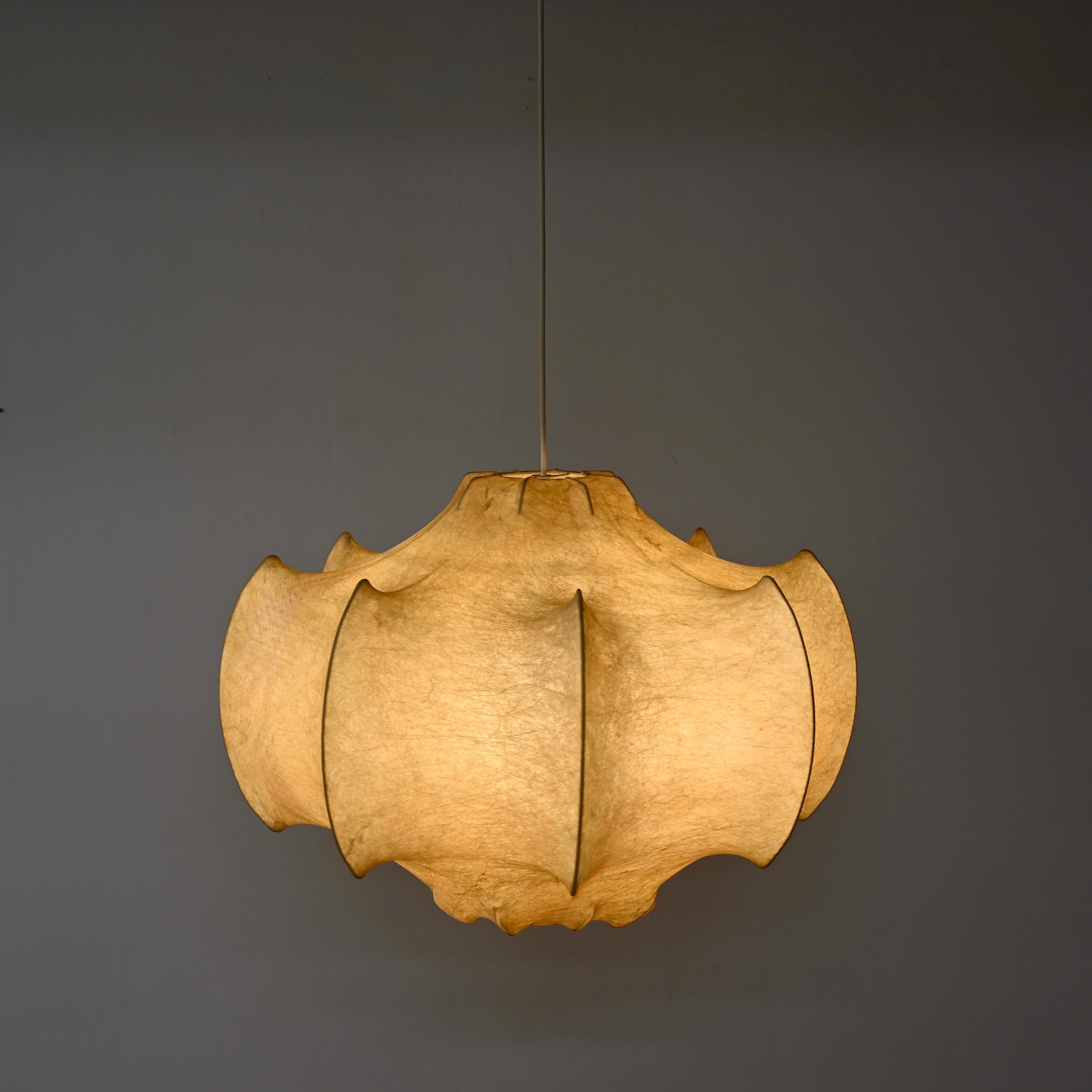 Colgante Cocoon Viscontea Beige de Castiglioni para Flos, Italia Años 60 en venta 9