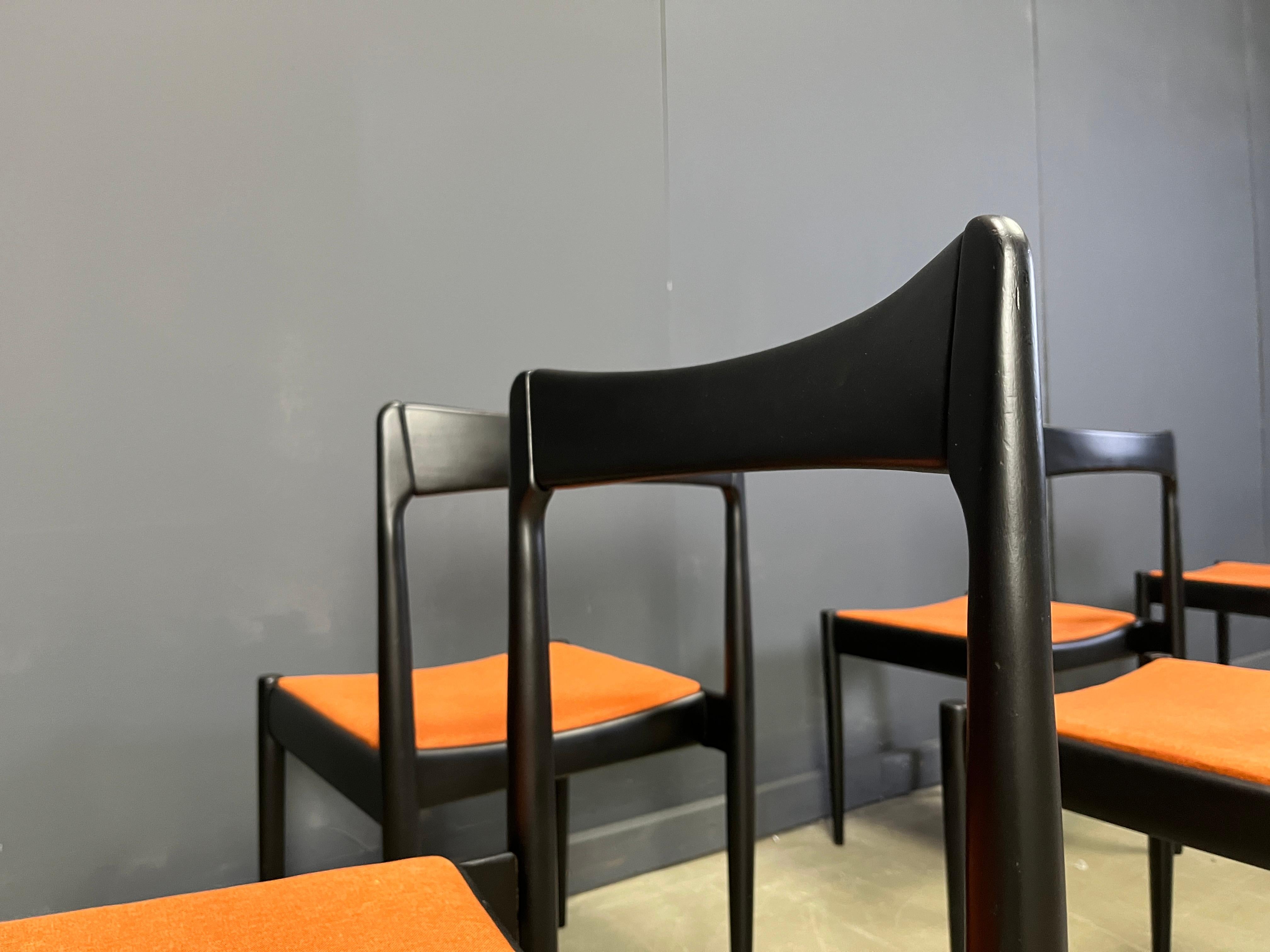 Sillas de comedor belgas de mediados de siglo, años 60 - juego de 7 Belga en venta