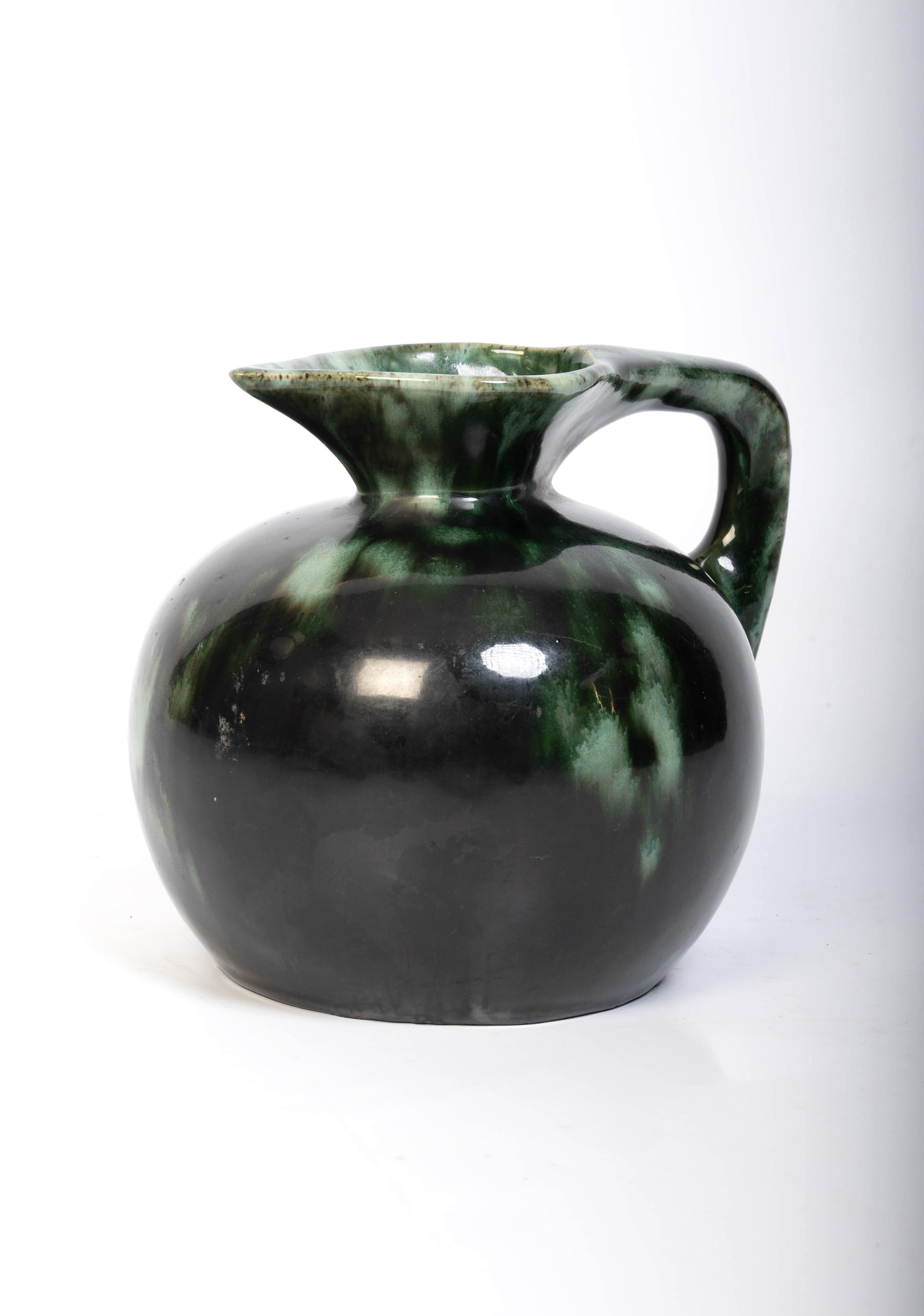 Pichet en poterie émaillée belge du milieu du siècle C.C. C.1960 en vente 1