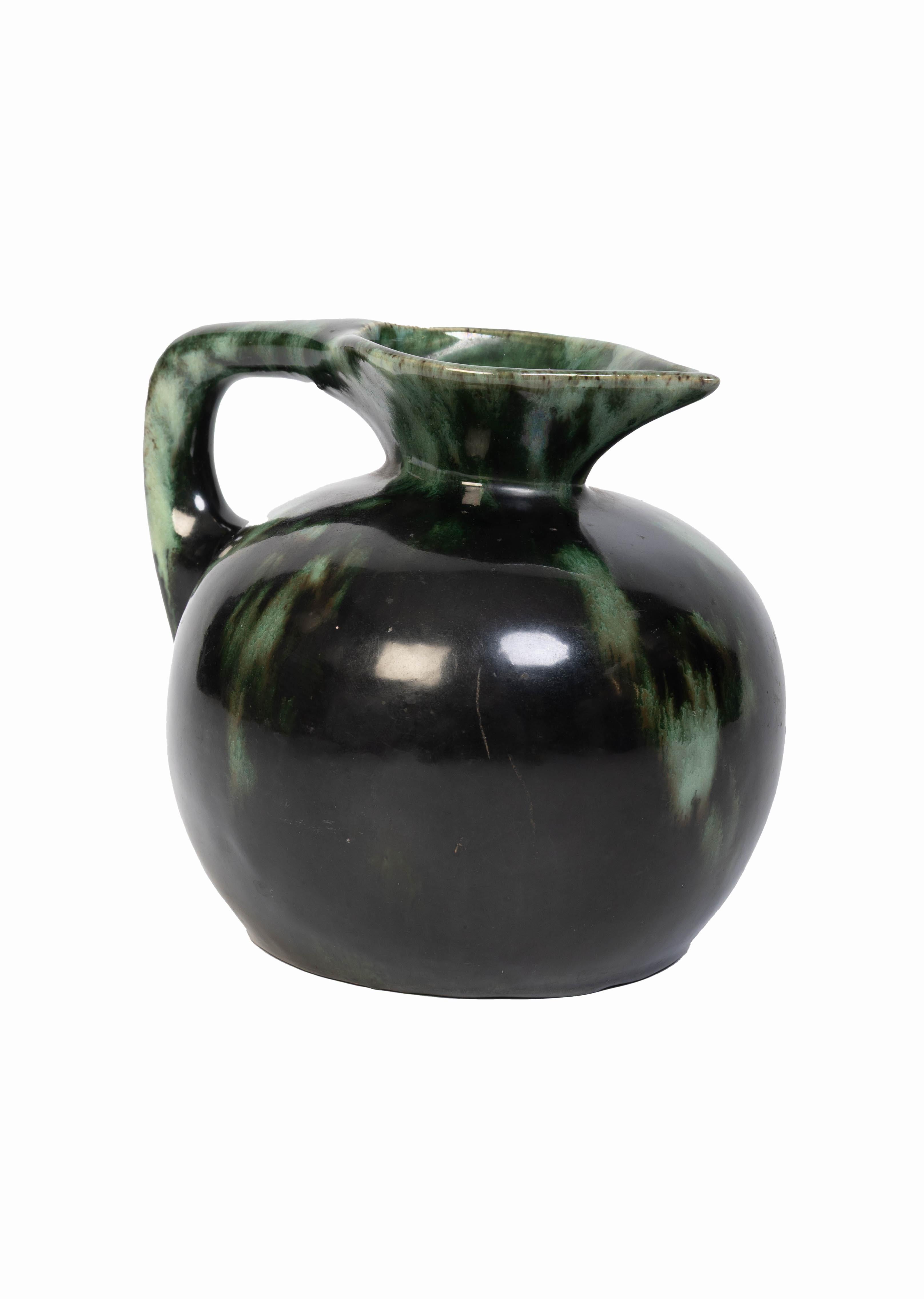 Pichet en poterie émaillée belge du milieu du siècle C.C. C.1960 en vente 2