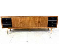 Belgisches Sideboard aus der Mitte des Jahrhunderts, 1960er Jahre