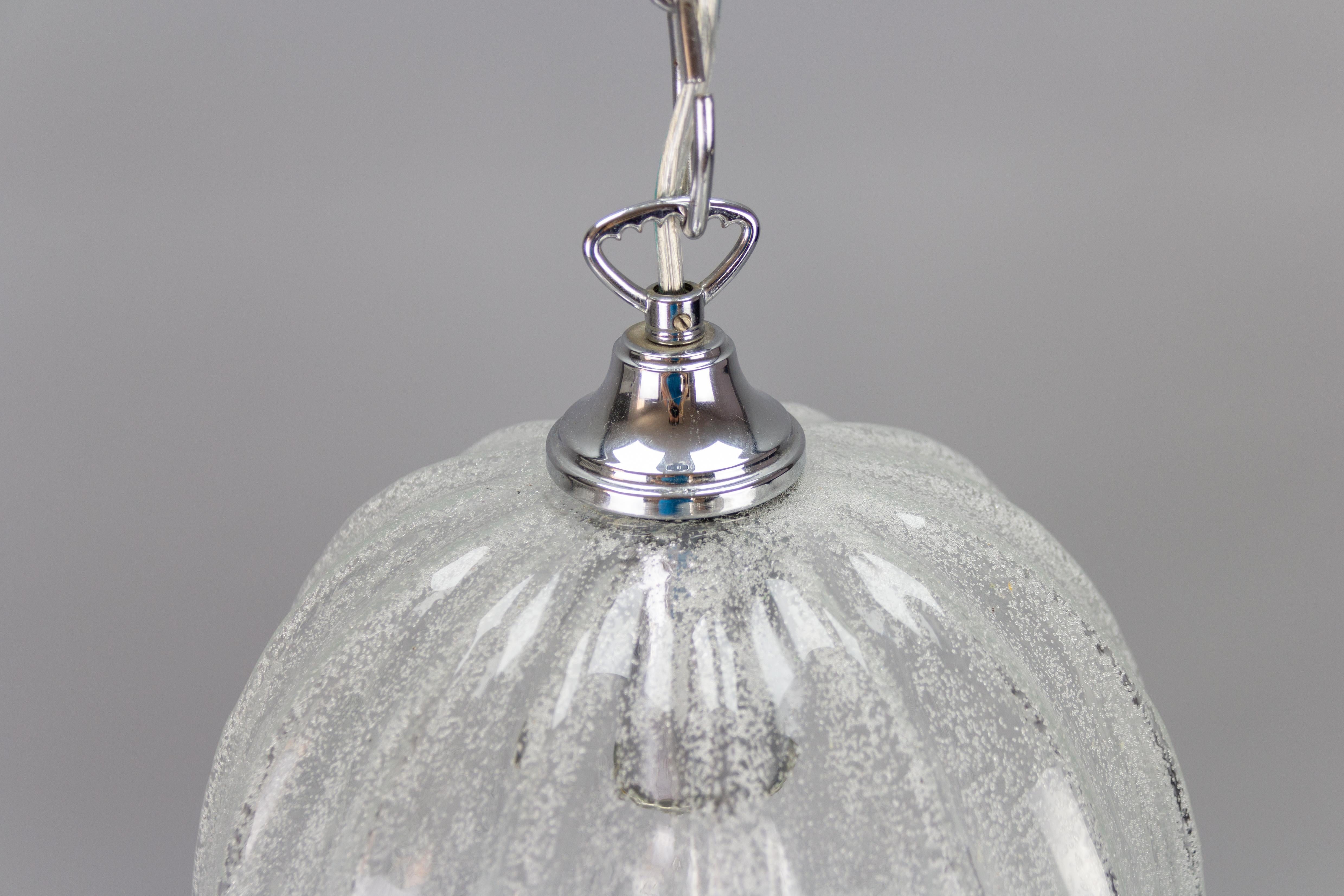 Mid-Century Bell Shaped Ice Glass and Chrome Pendant Light by Hustadt Leuchten In Good Condition For Sale In Barntrup, DE