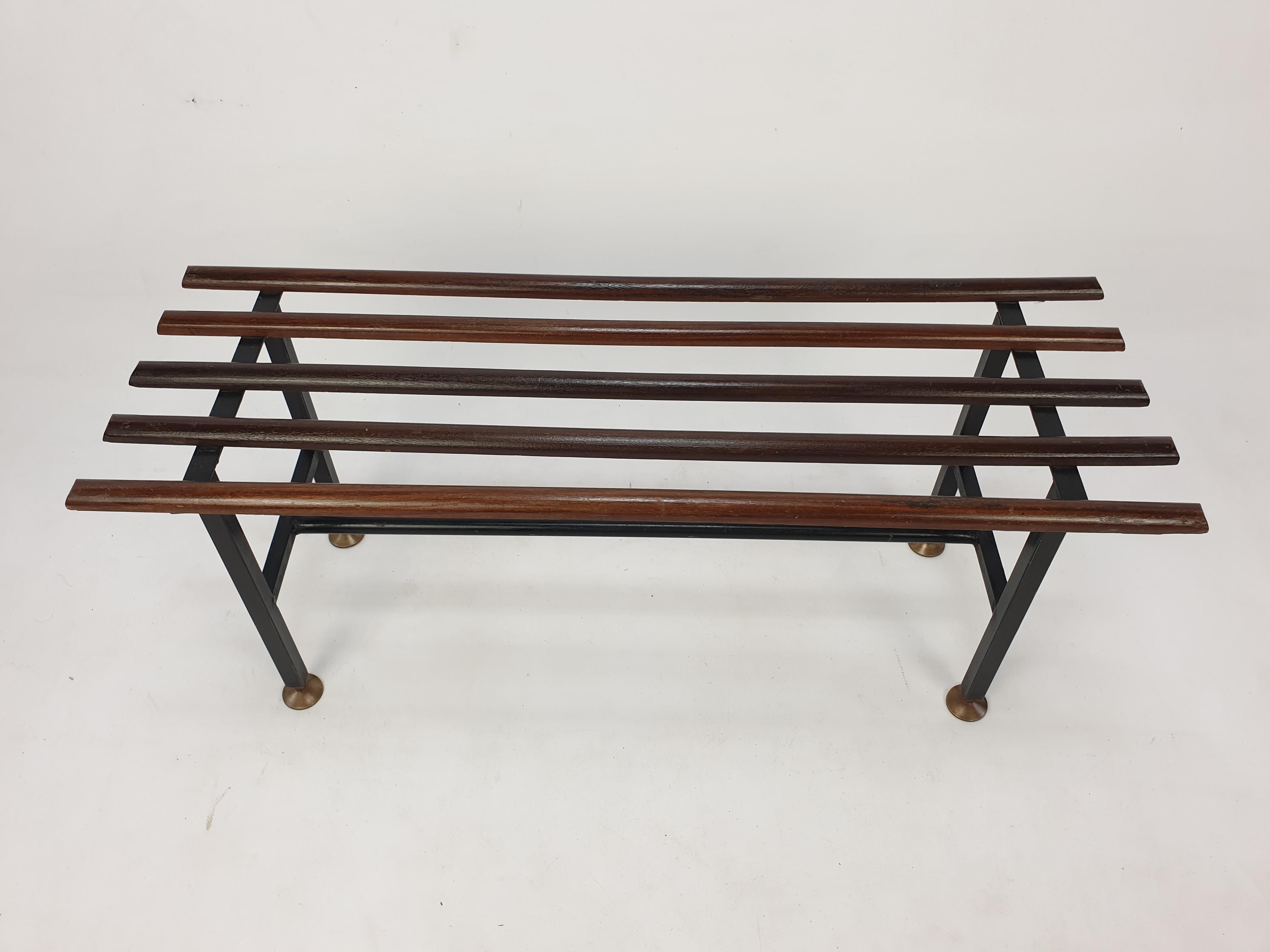 Mid Century Bench in Teak with Brass Feet, Italy, 1950s In Good Condition In Oud Beijerland, NL