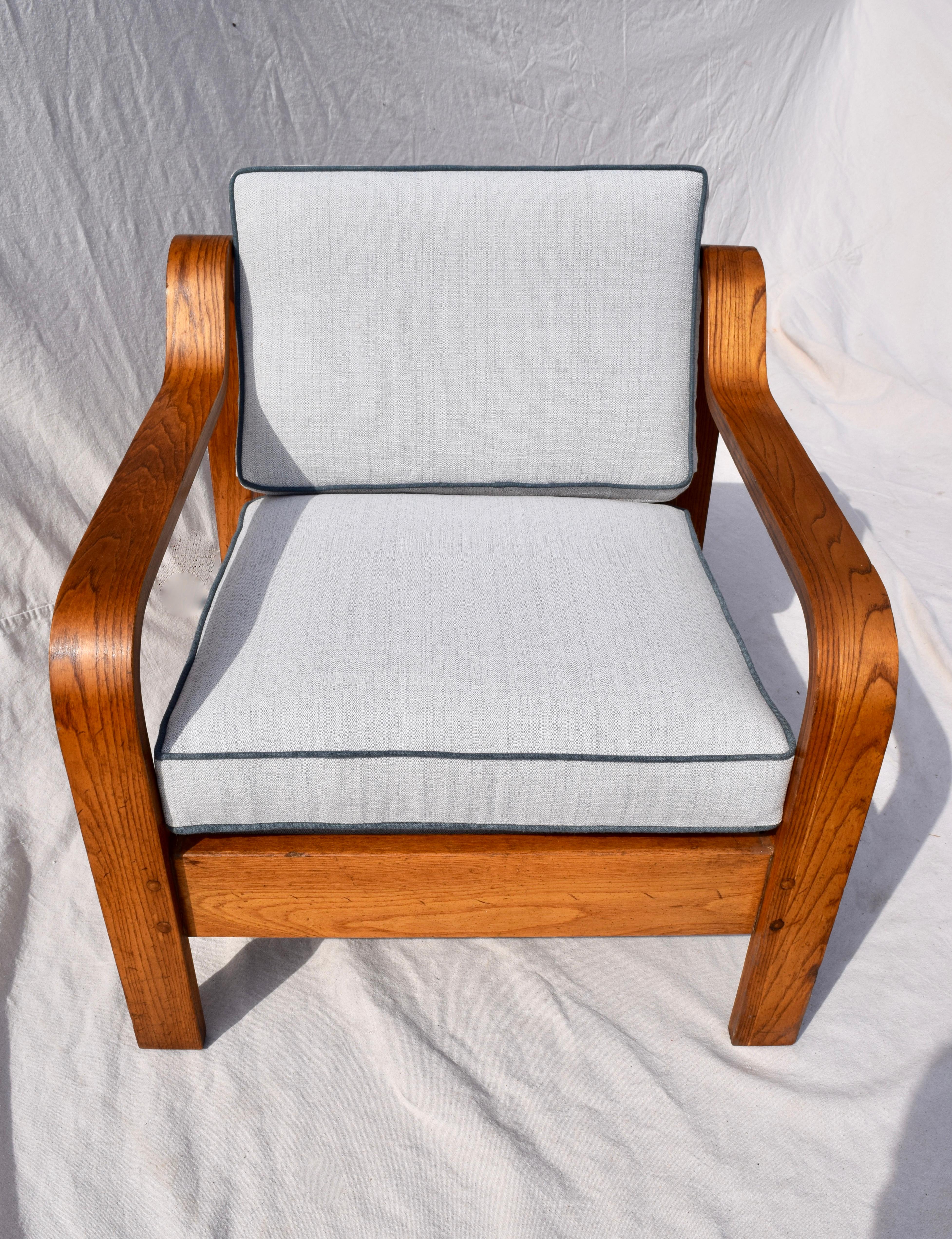 Taylor Ramsey Bentwood Lounge Chairs in the manner of Thonet, Pair 9