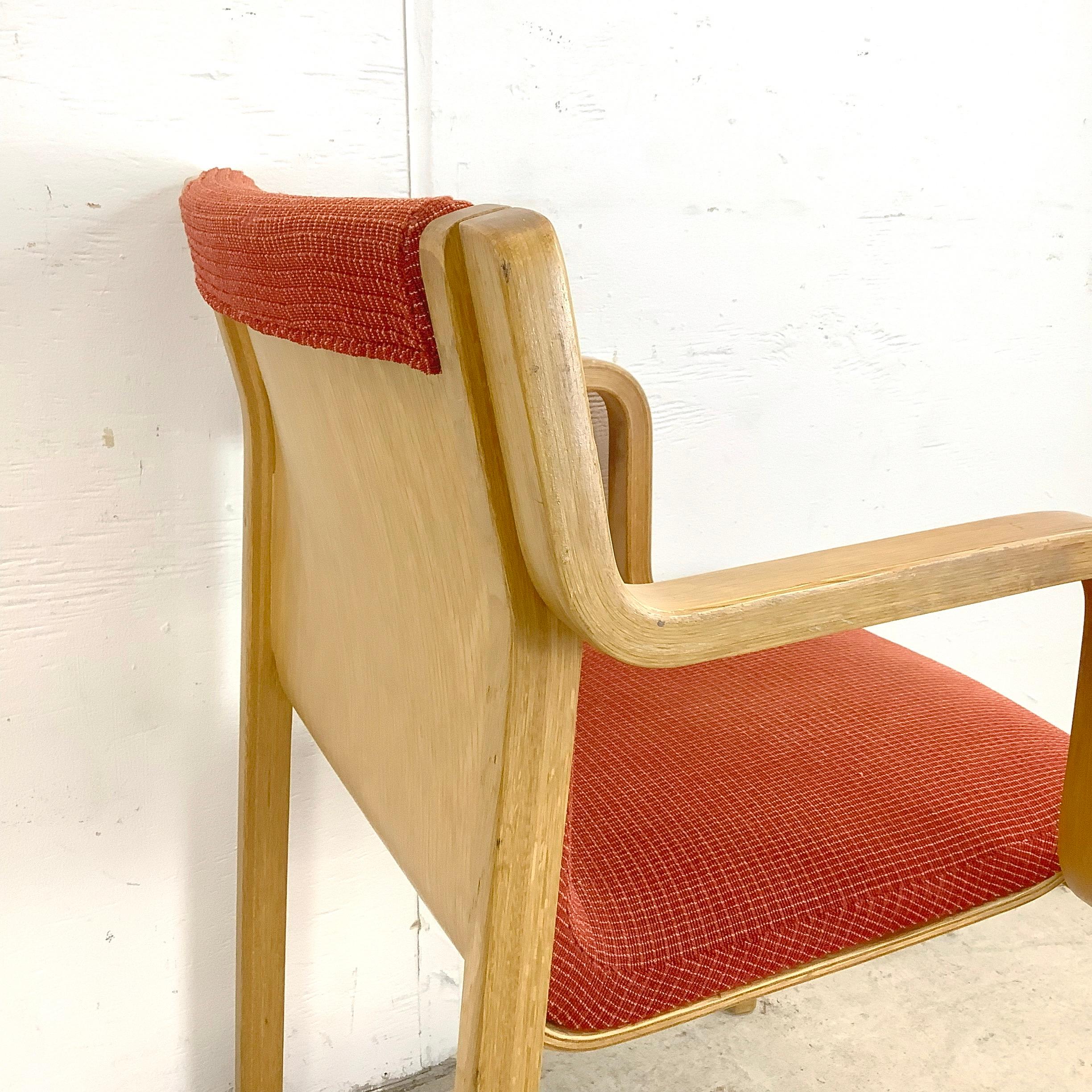 Poltrona in legno di bengala della metà del secolo scorso Attr. Alvar Aalto per Stendig in vendita 3
