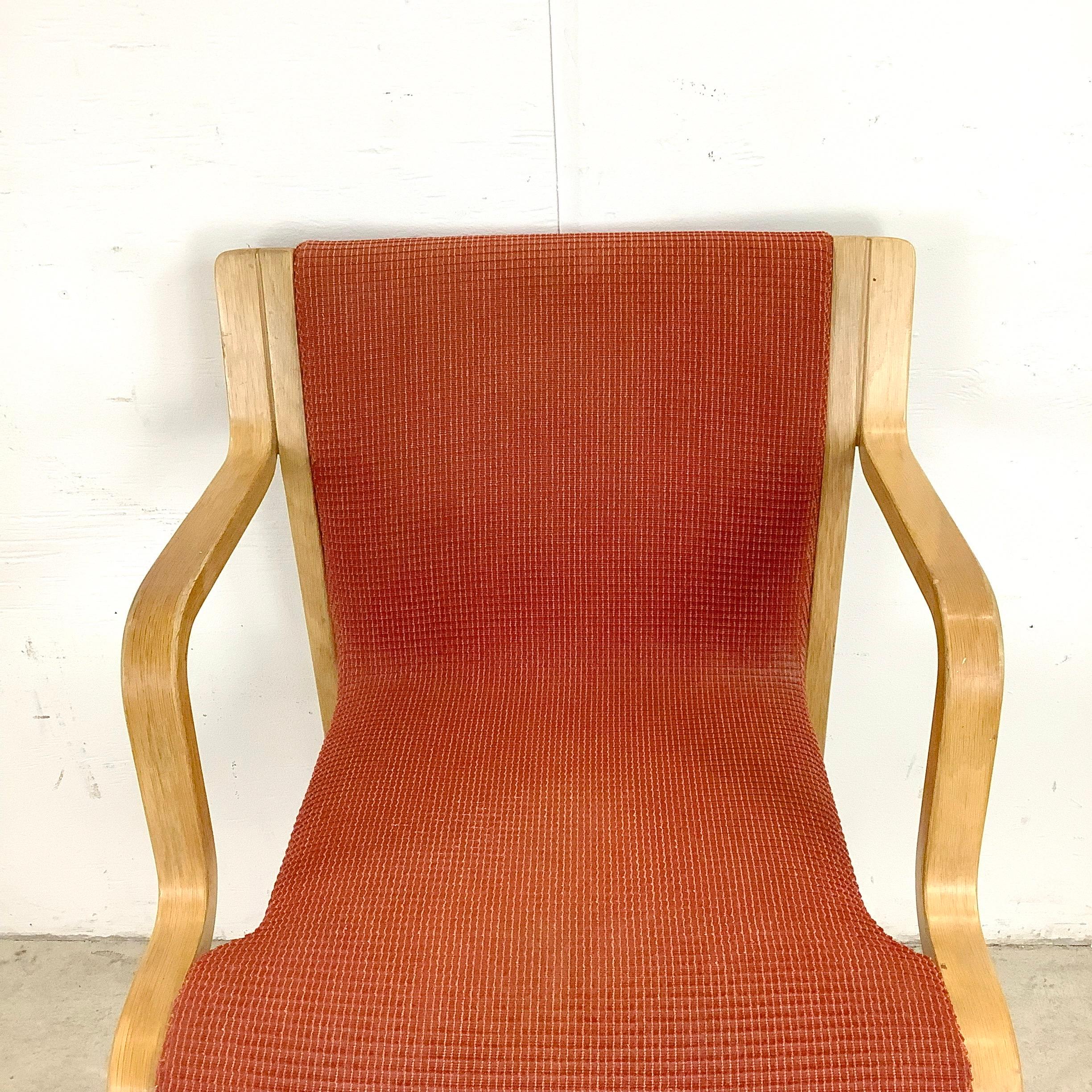 Sconosciuto Poltrona in legno di bengala della metà del secolo scorso Attr. Alvar Aalto per Stendig in vendita
