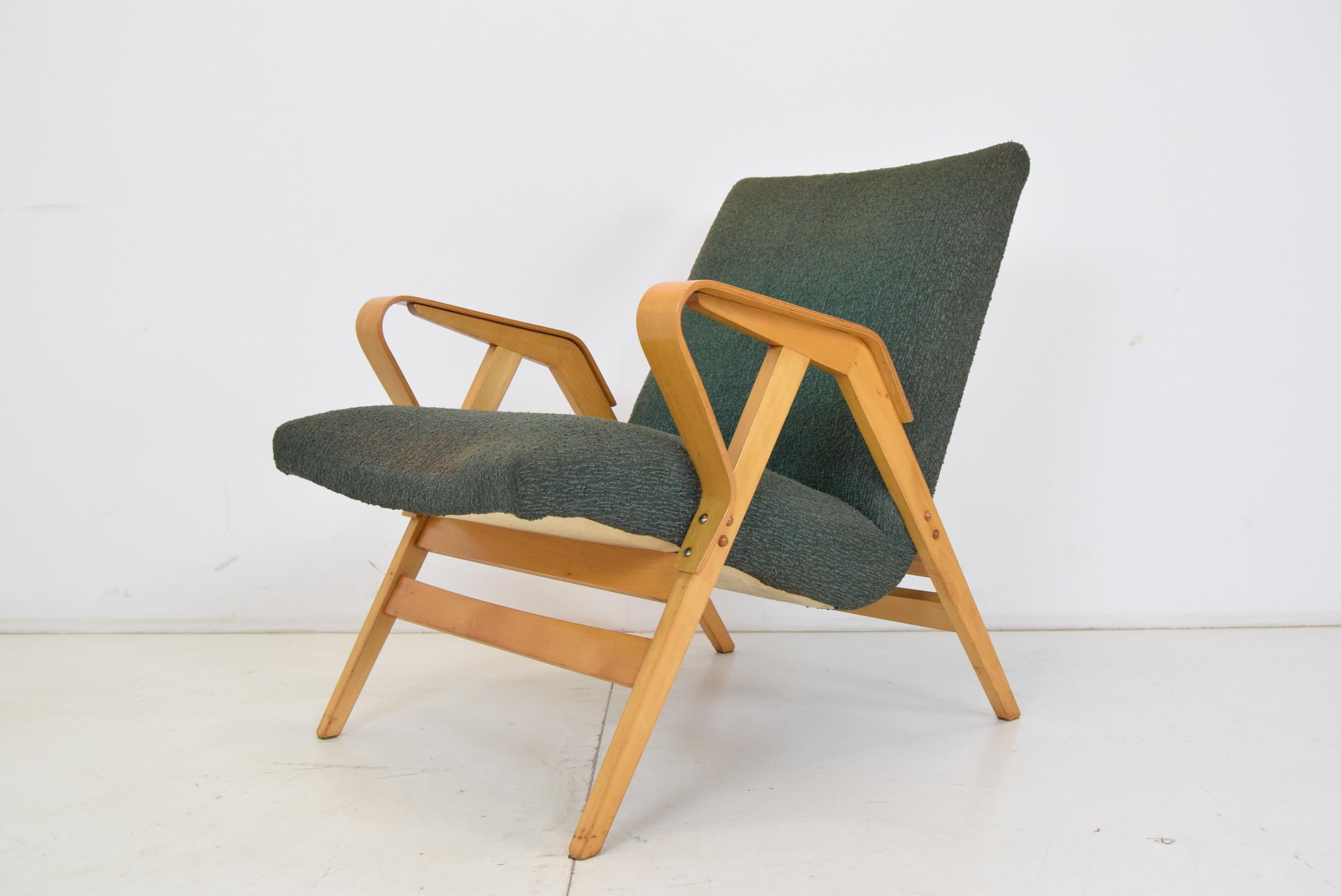 Mid-Century Modern Mid-Century Bentwood Armchair by Frantisek Jirak for Tatra, 1960's For Sale