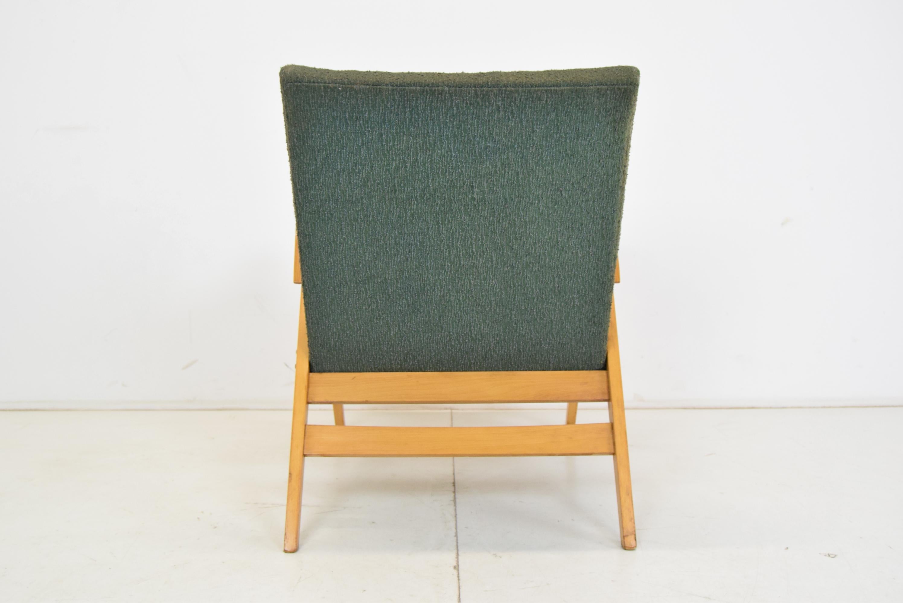 Mid-Century Bentwood Armchair by Frantisek Jirak for Tatra, 1960's For Sale 1