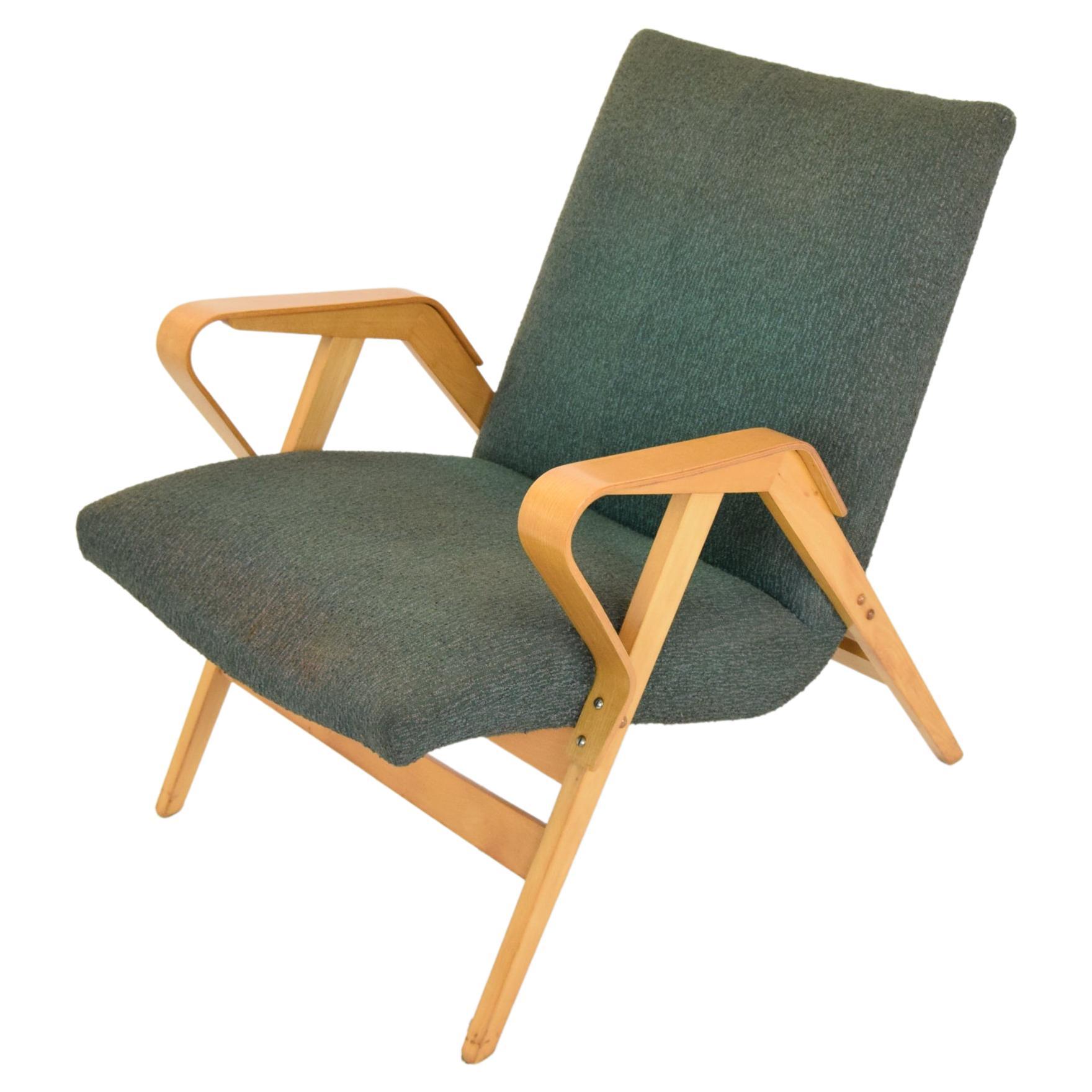 Mid-Century Bentwood Armchair by Frantisek Jirak for Tatra, 1960's For Sale