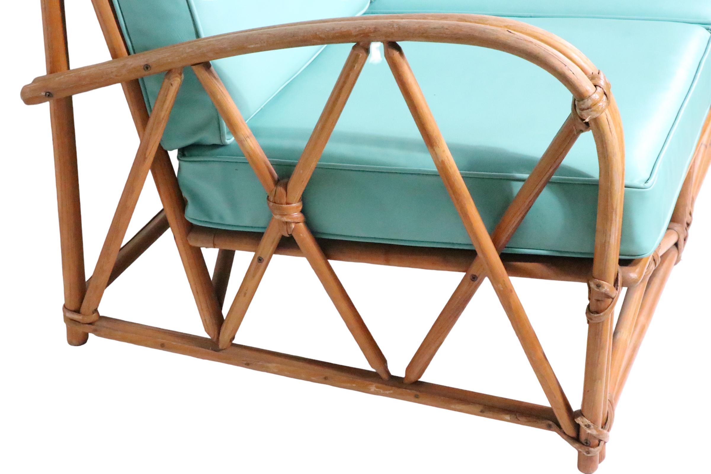  Bugholz-Bambus-Sofa im Stil der Jahrhundertmitte von Heywood Wakefield um 1950 im Angebot 9