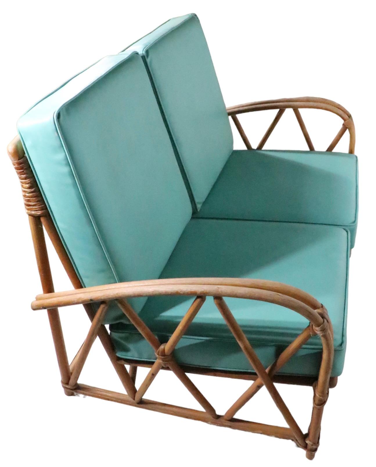  Bugholz-Bambus-Sofa im Stil der Jahrhundertmitte von Heywood Wakefield um 1950 (20. Jahrhundert) im Angebot