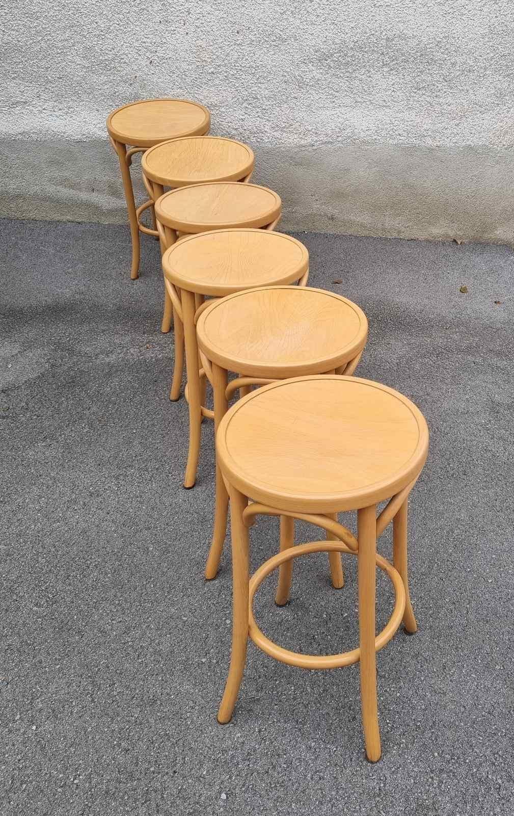 Tabourets de bar en bois centenaire de style Thonet, Italie années 80, lot de 4 en vente 3