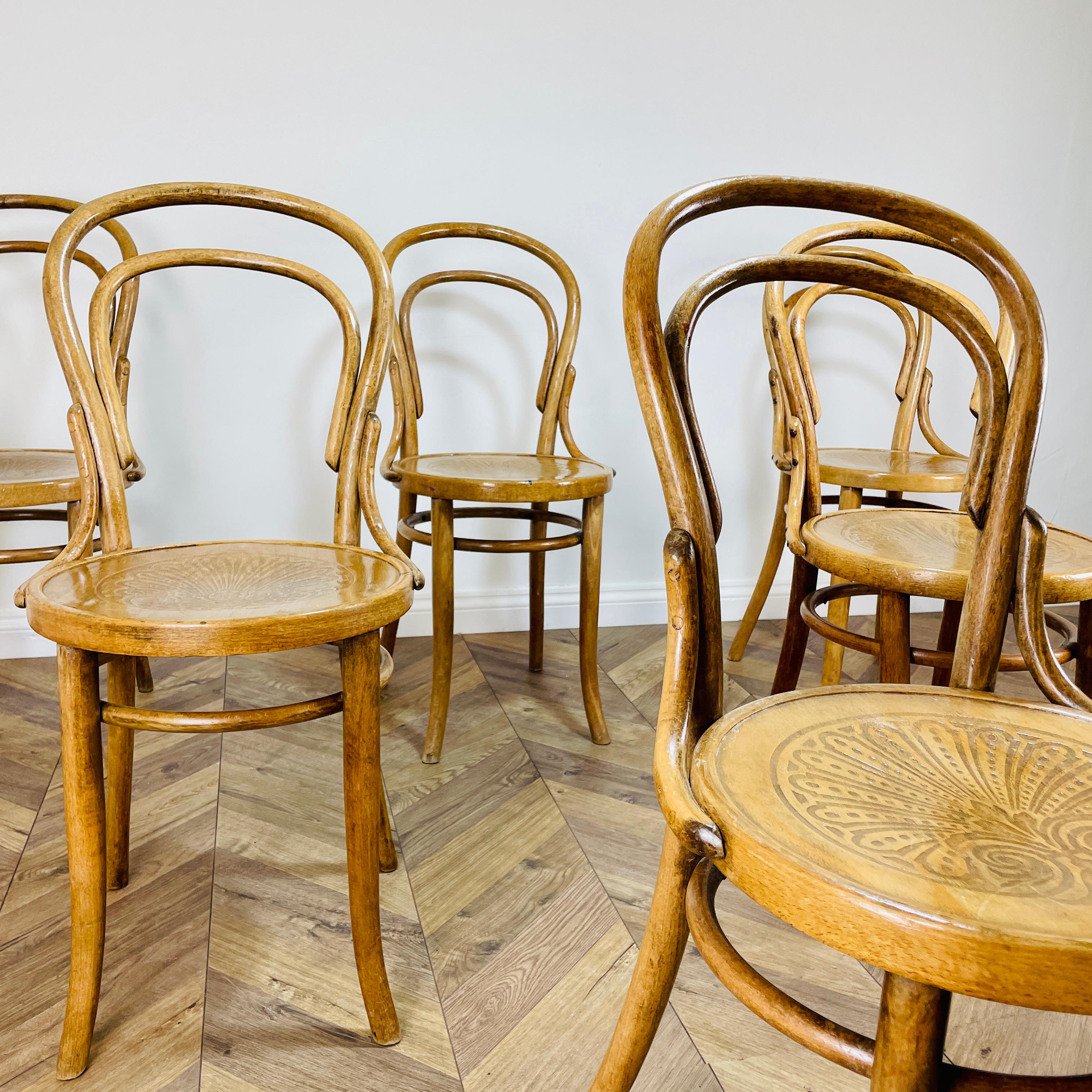 Midcentury Bentwood Cafe / Bistro Chairs, Set of 6, 1930s In Good Condition In Ely, GB