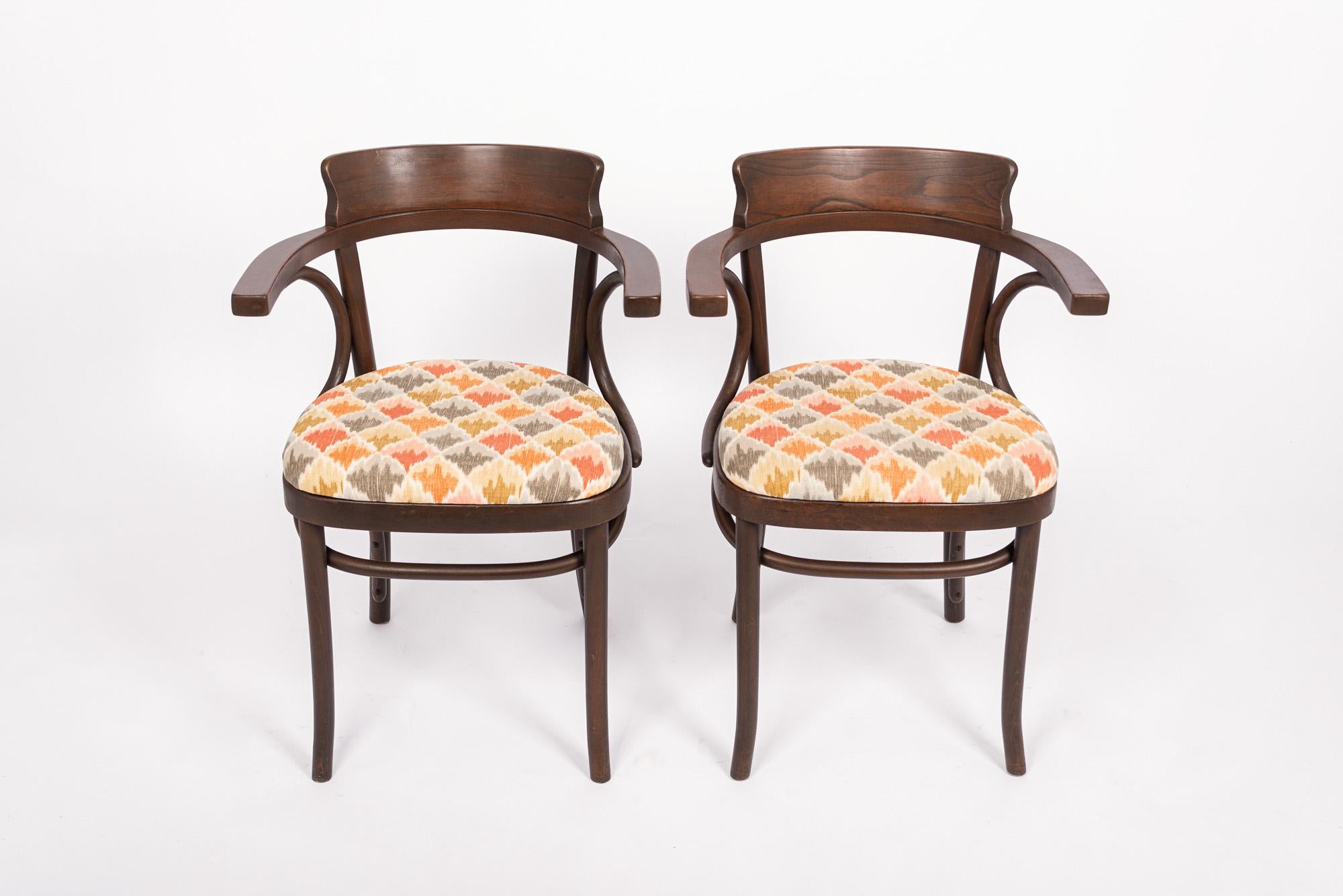 Mid Century Bentwood Cafe Chairs in the Style of J&J Kohn For Sale 5