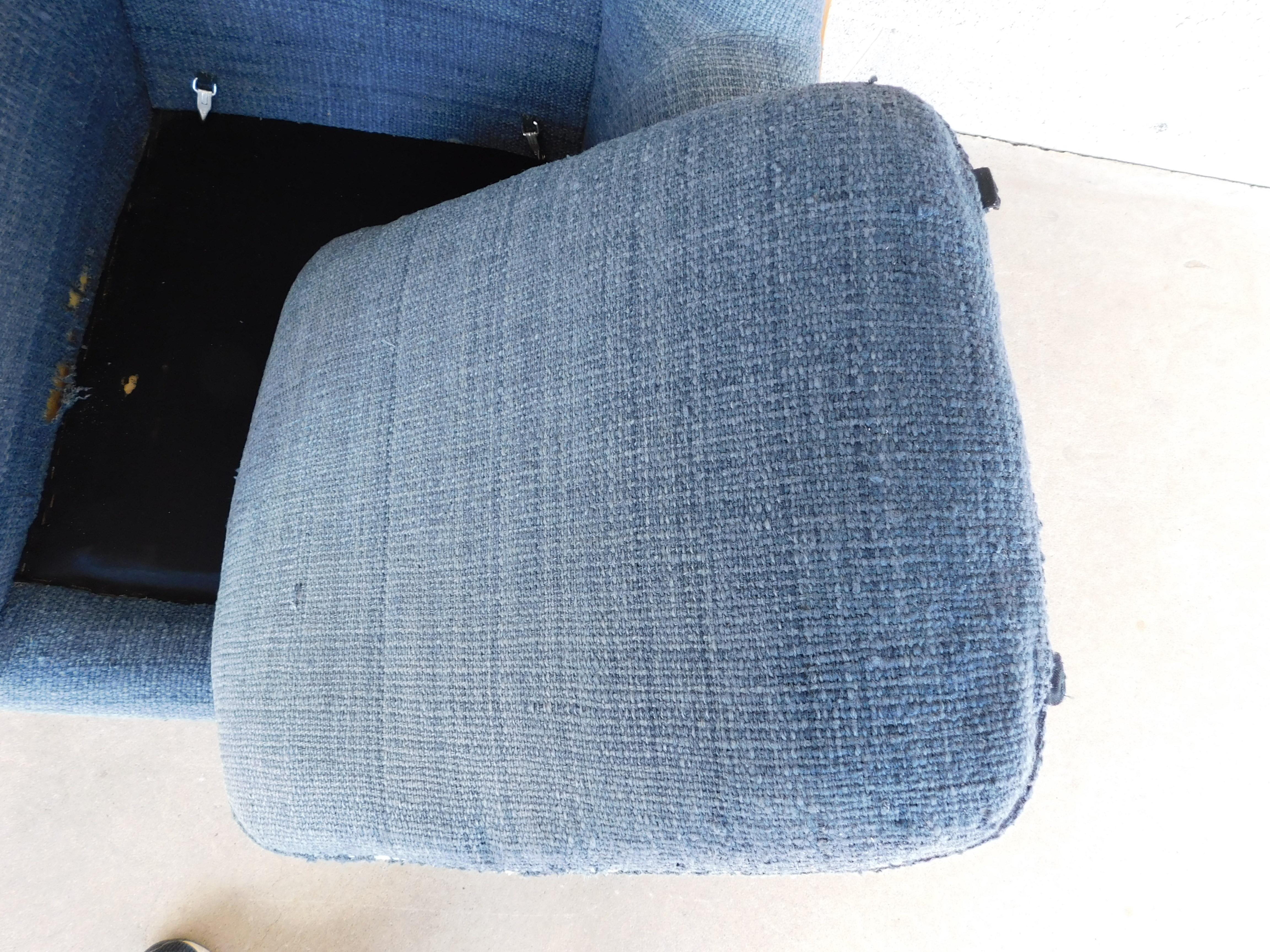 Midcentury Bentwood Lounge Chairs by Bill Stephens for Knoll, a Pair 5