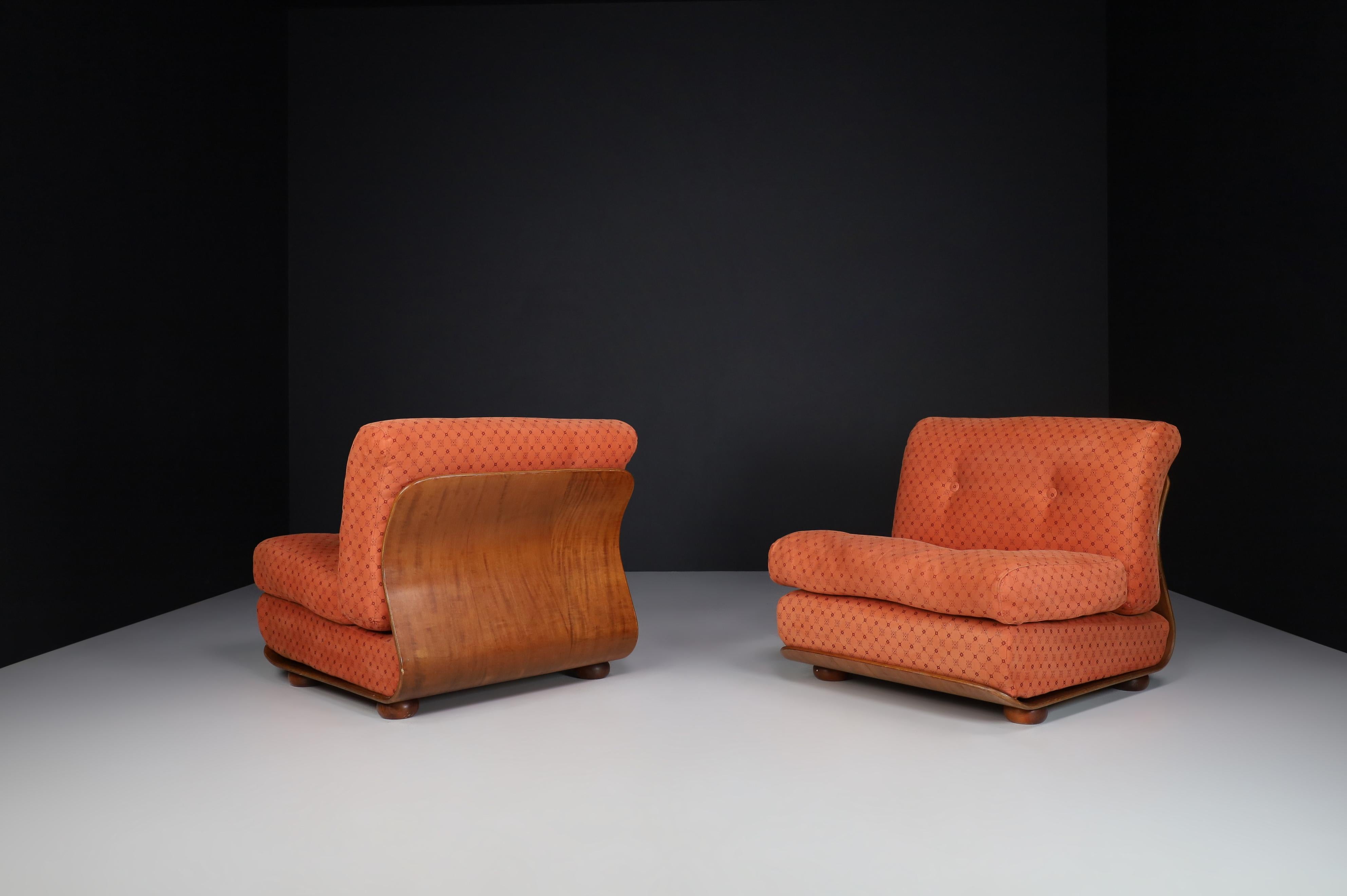 Fabric Mid-Century Bentwood Lounge Chairs, Italy 1960s For Sale