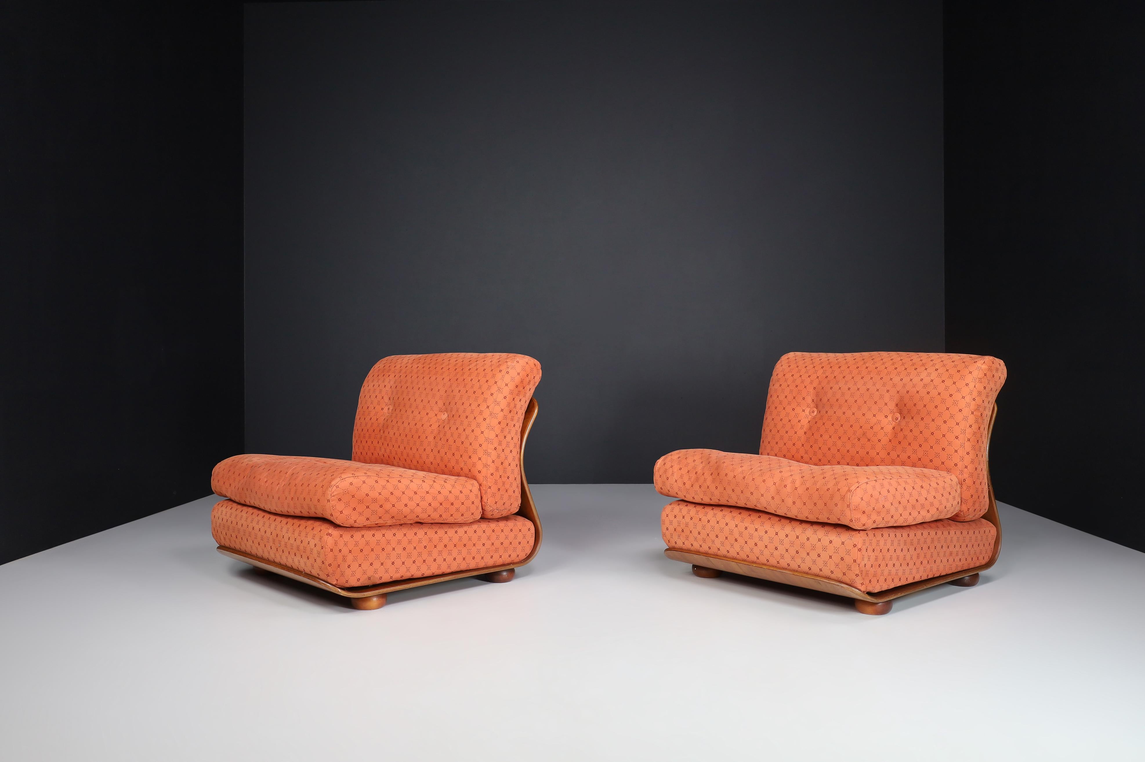 Mid-Century Bentwood Lounge Chairs, Italy 1960s For Sale 1