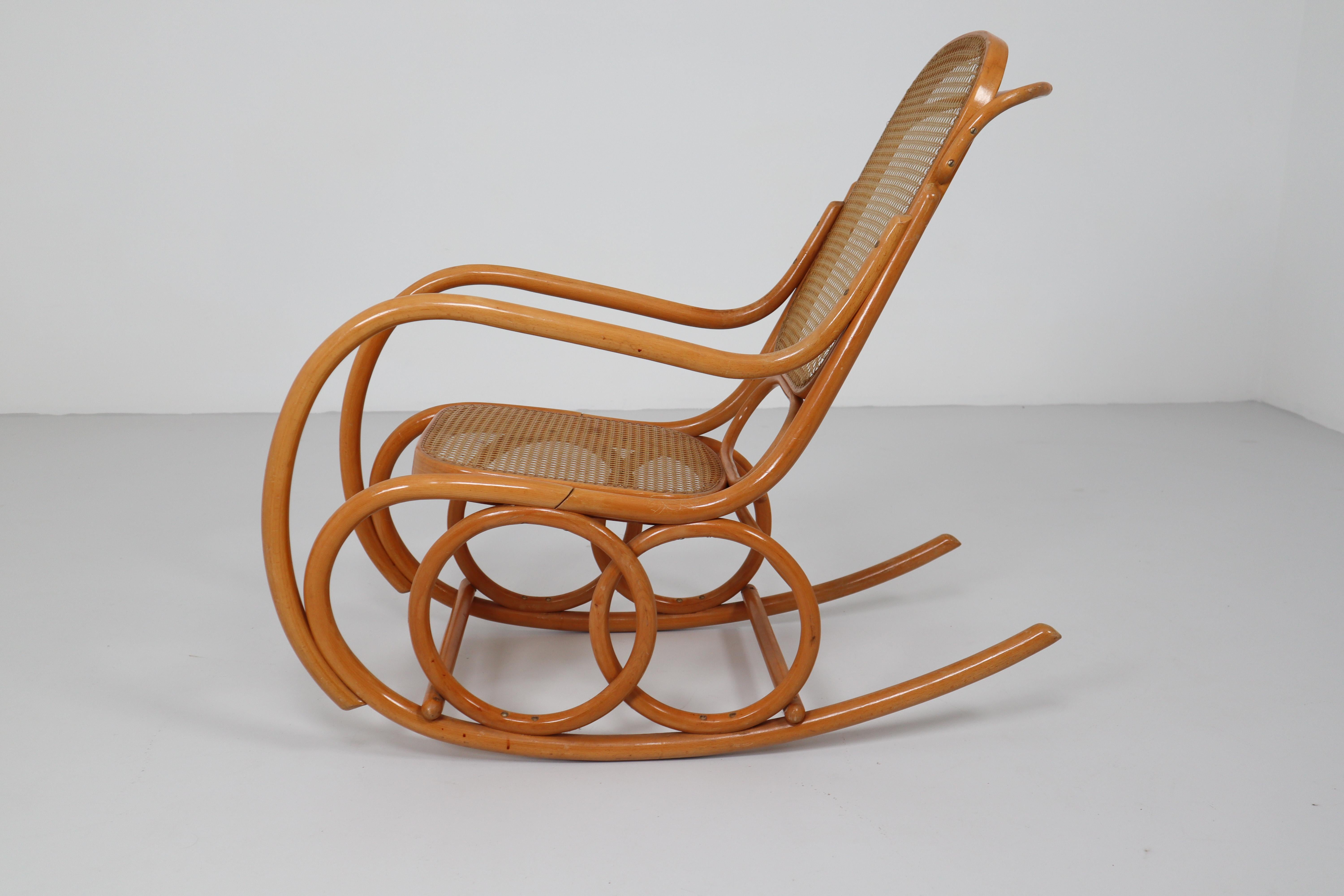 Mid-20th Century Midcentury Bentwood Rocking Chair, Austria, 1950s
