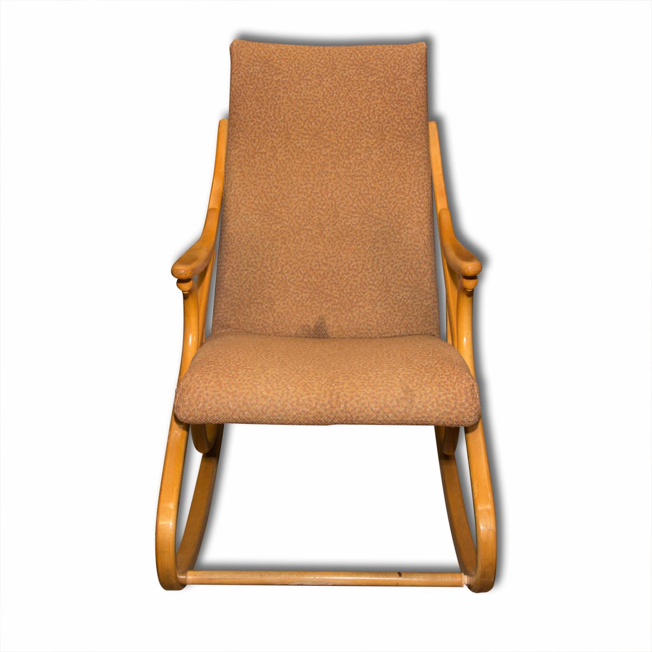 This upholstered bentwood rocking chair was made in Czechoslovakia in the former Czechoslovakia in the 1960’s. In good preserved Vintage condition, but upholstery shows signs of age and using.
   