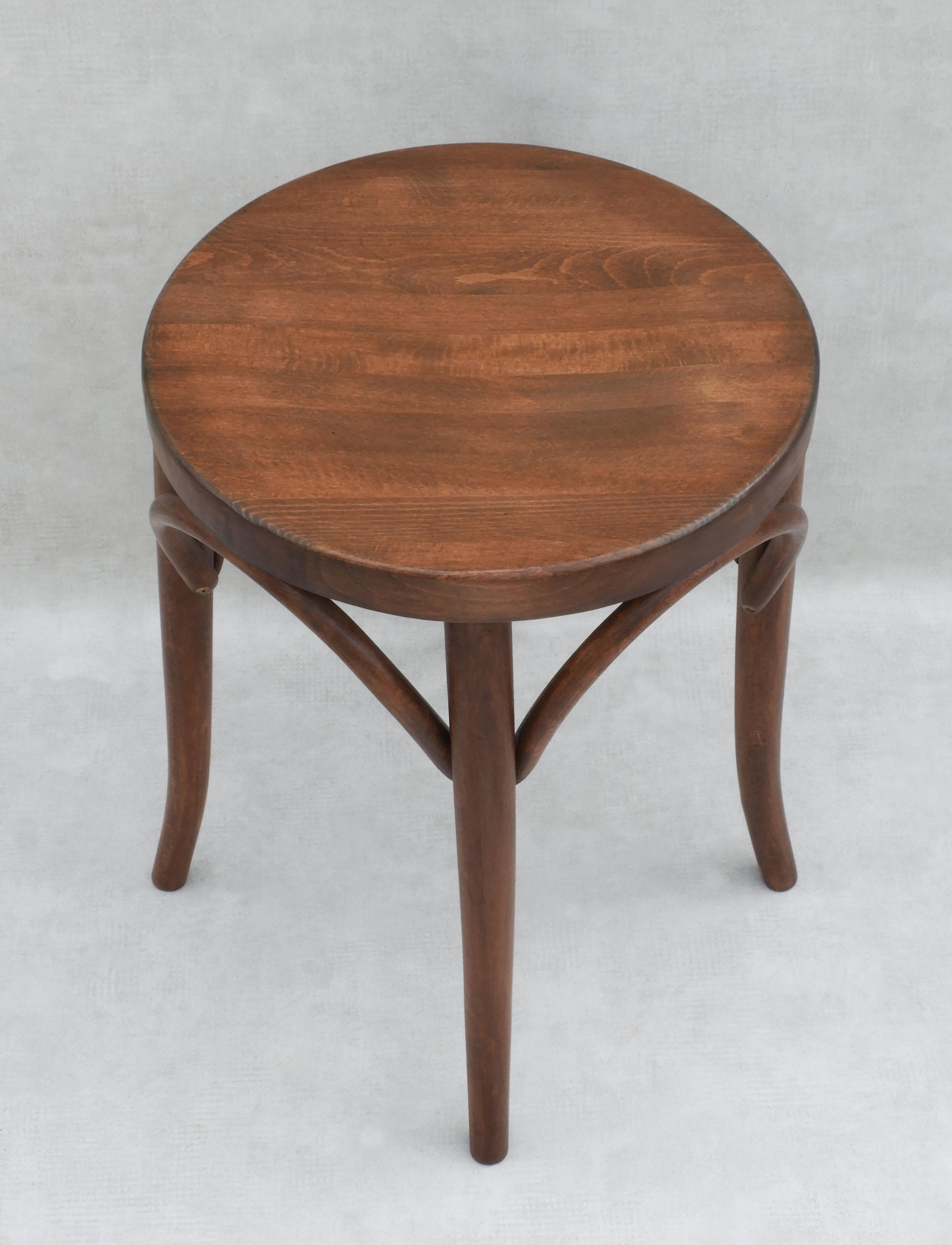 Mid Century Bentwood Stool with Solid Wood Seat C1950s France In Good Condition In Trensacq, FR