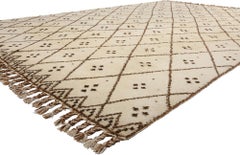 The Ivory Silence: A Vintage Beni Ourain Masterpiece of Berber Minimalism