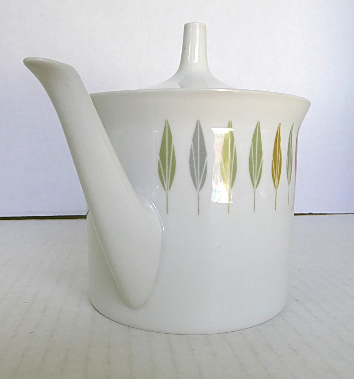 Mid-Century Modern Mid Century Berlin Tiergarten from Rosenthal China Modern Tea Pot Germany 1959 For Sale