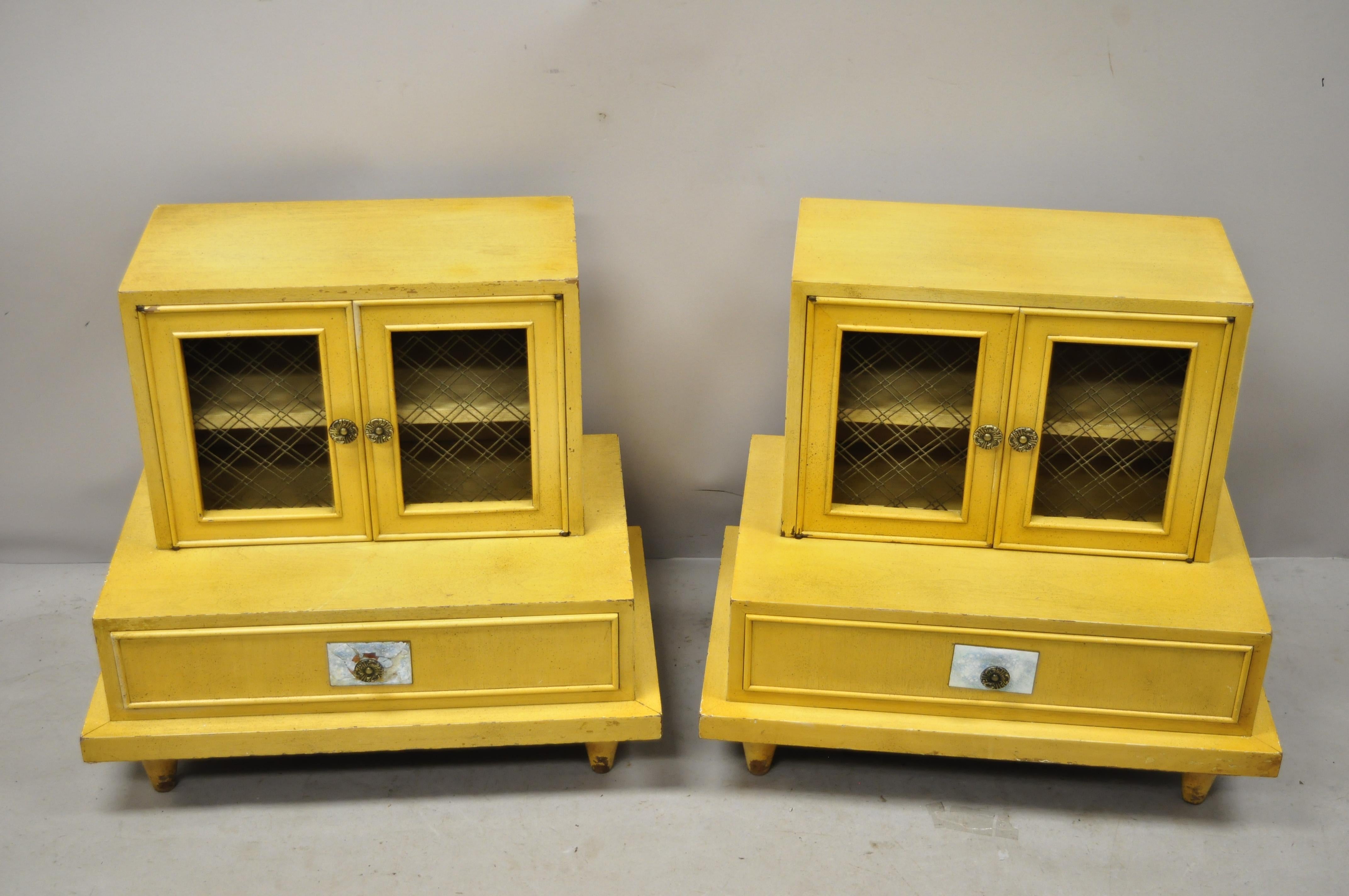 Midcentury Bethlehem Furniture Step Down Blonde Mahogany Nightstands, a Pair 4