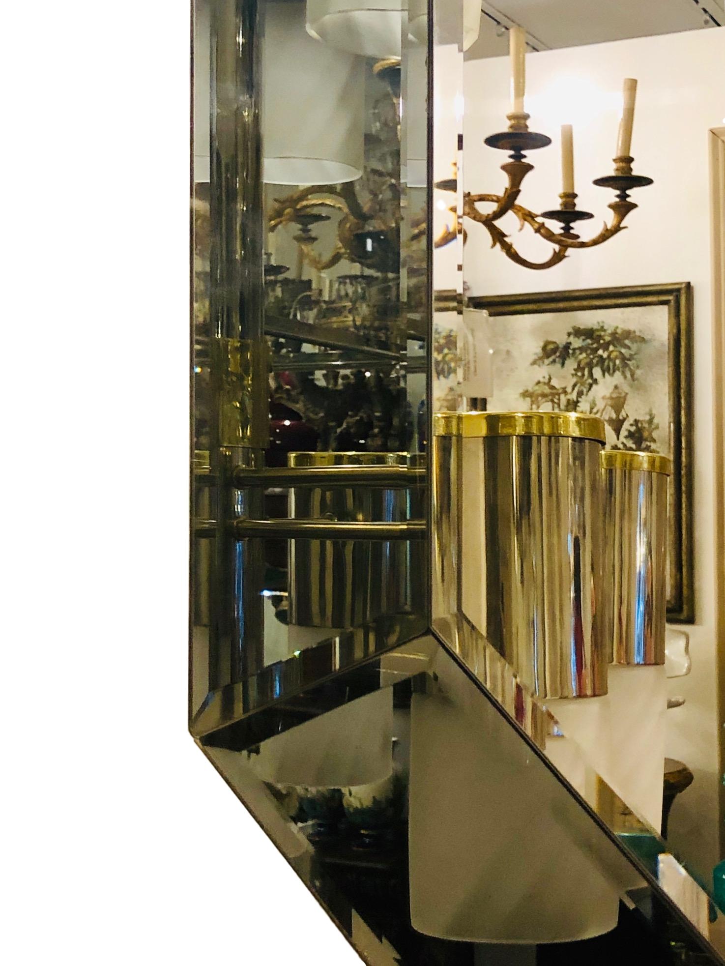 Midcentury Beveled Octagonal Mirror In Good Condition For Sale In New York, NY