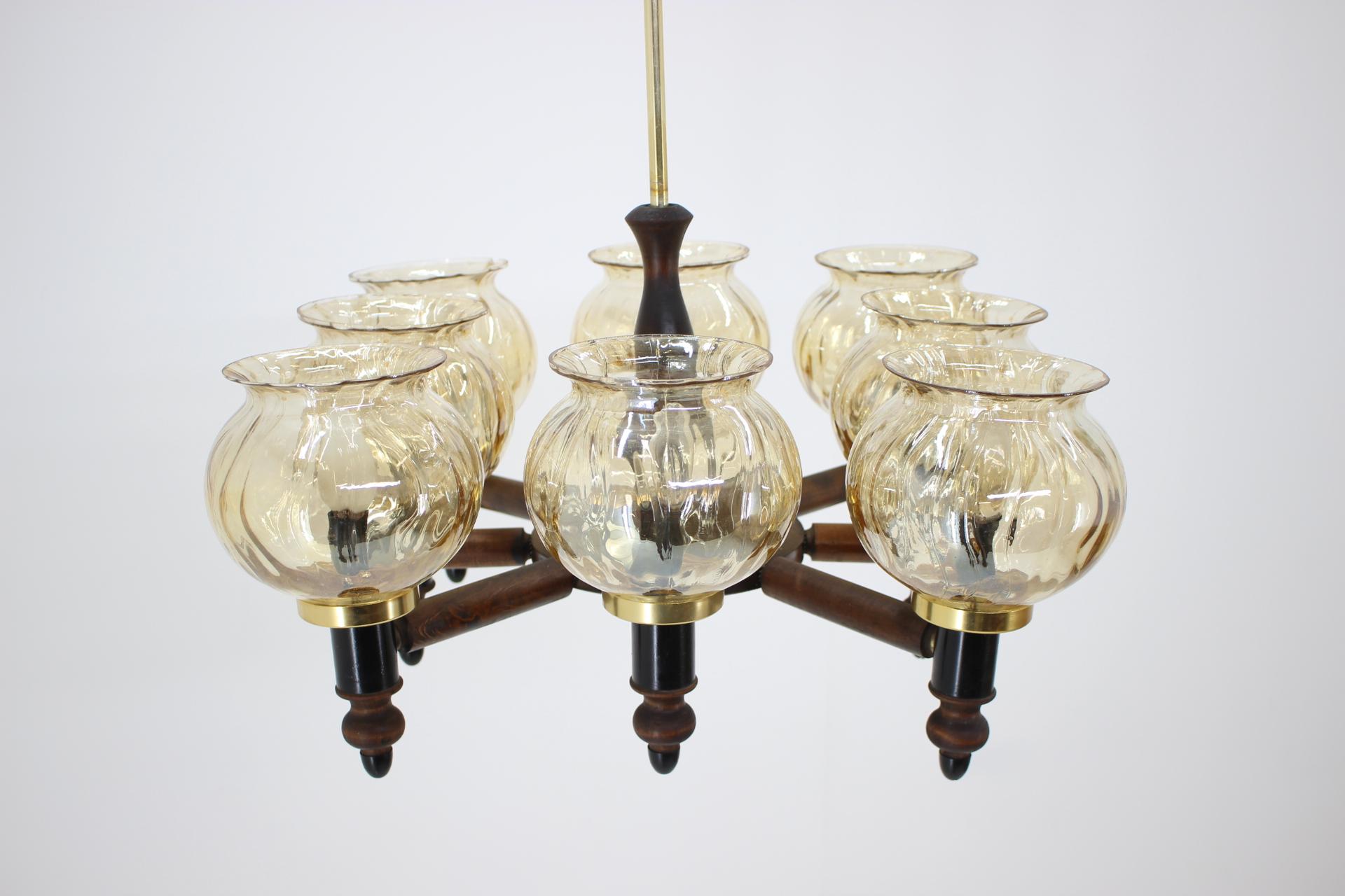 Metà XX secolo Grande lampadario del Medioevo, anni '60 in vendita