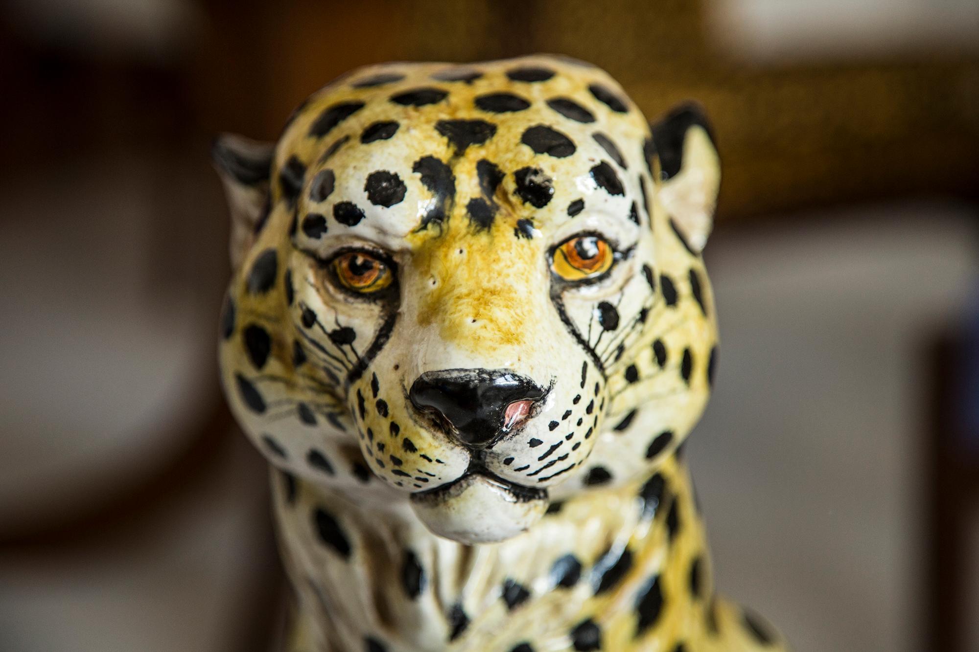Italian Midcentury Big Cheetah Hand Painted Terracotta Ceramic Sculpture, Italy, 1960s
