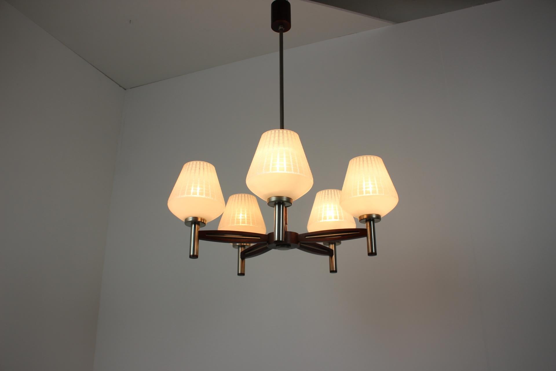 Midcentury Big German Chandelier, 1970s For Sale 3