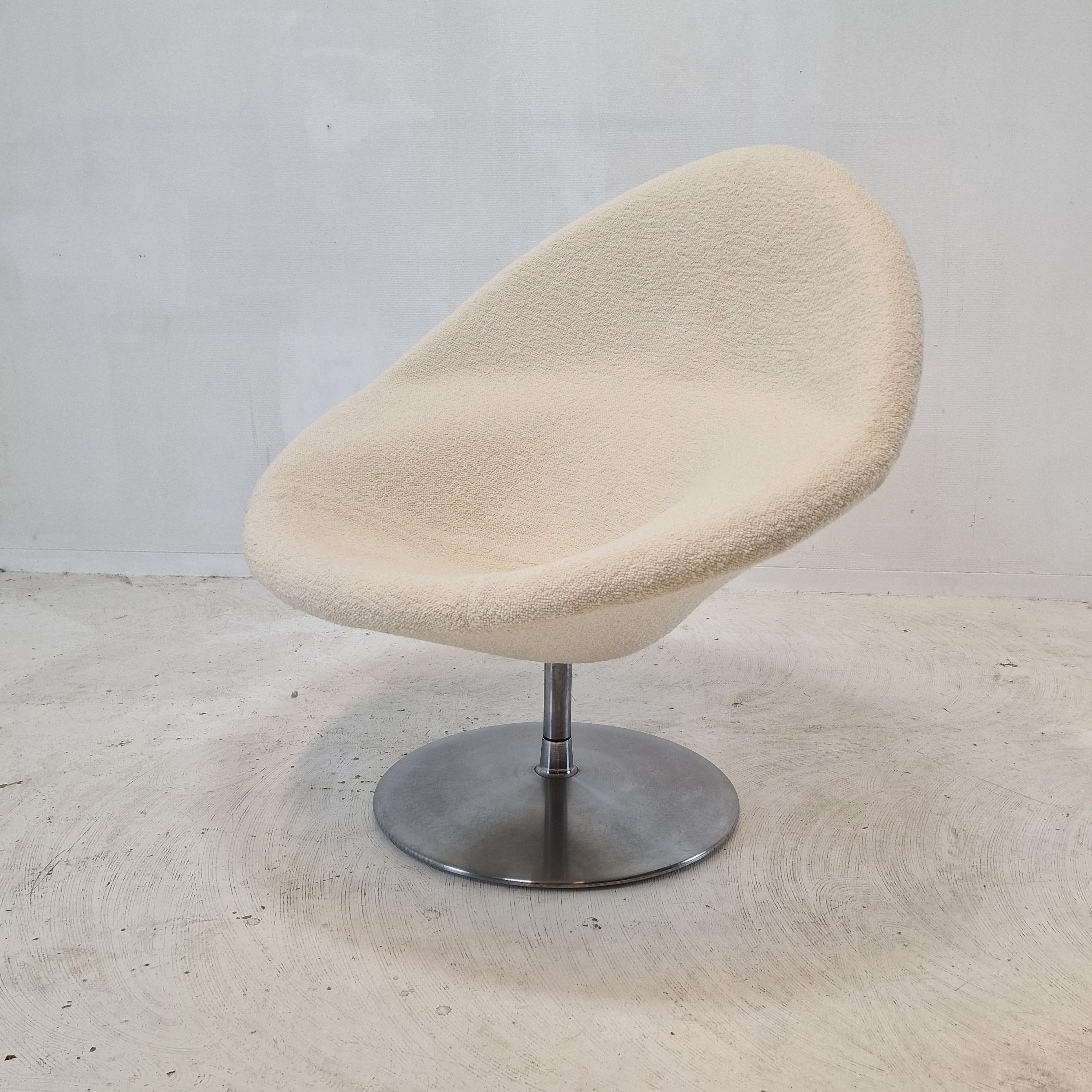 Dutch Mid Century Big Globe Armchair with Ottoman by Pierre Paulin for Artifort, 1960s For Sale