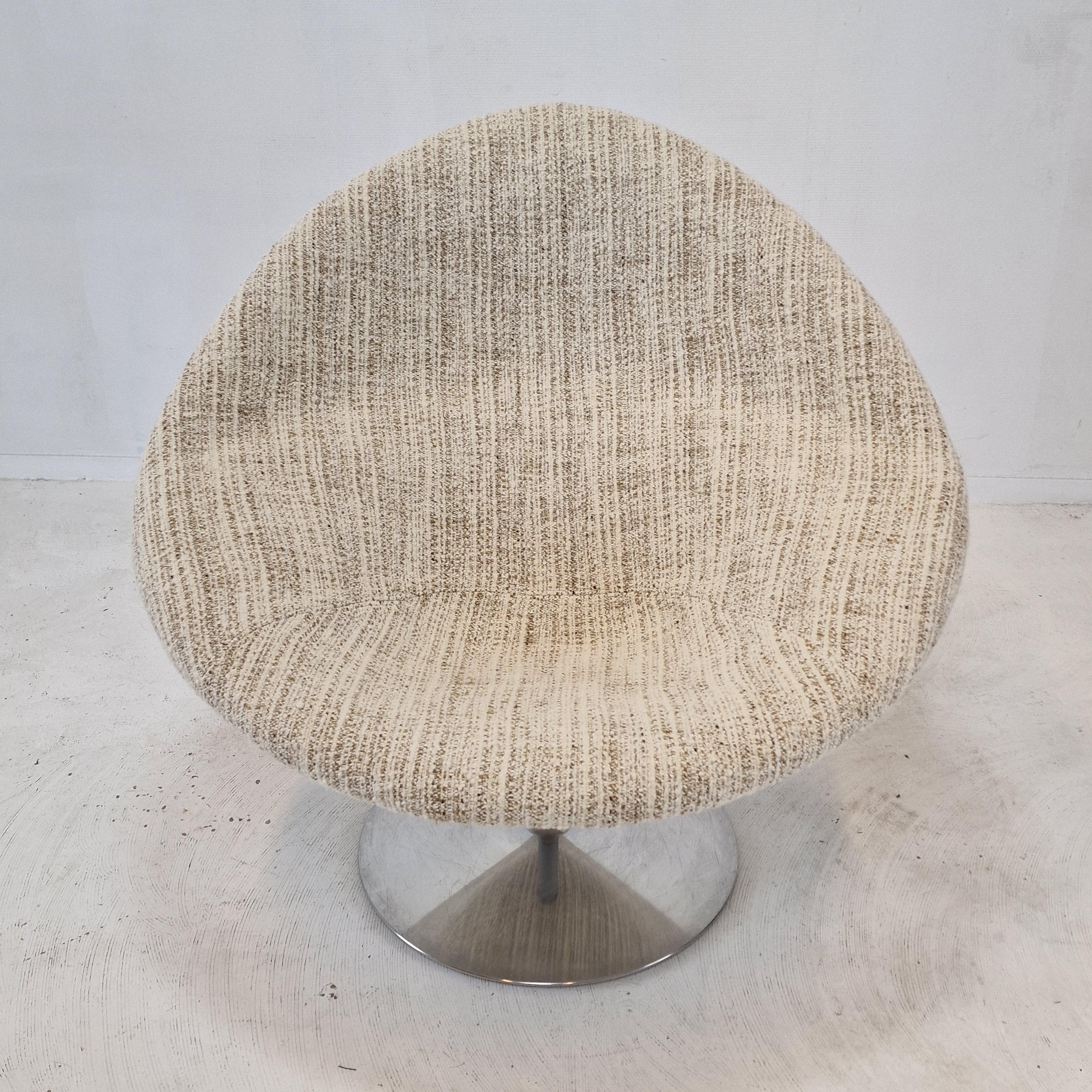 Dutch Midcentury Big Globe Armchair with Ottoman by Pierre Paulin for Artifort, 1970s For Sale